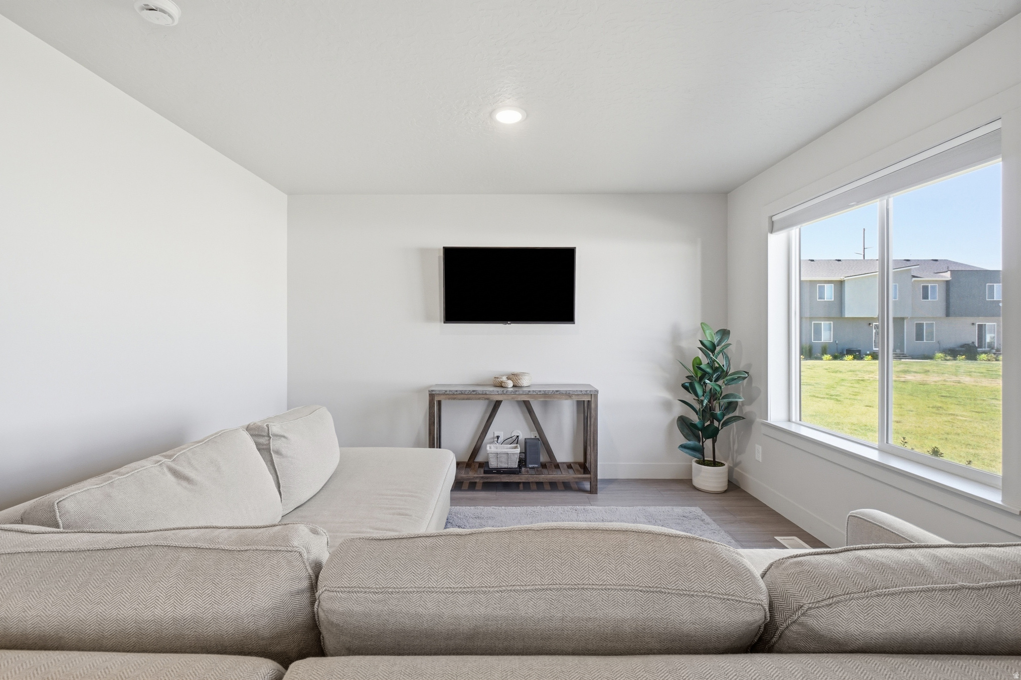 MAPLETON VILLAGE - Residential