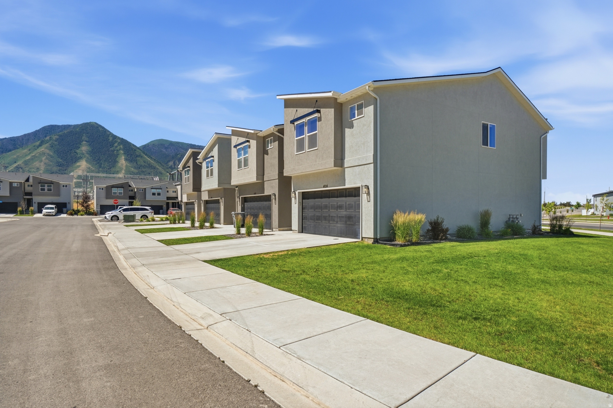 MAPLETON VILLAGE - Residential