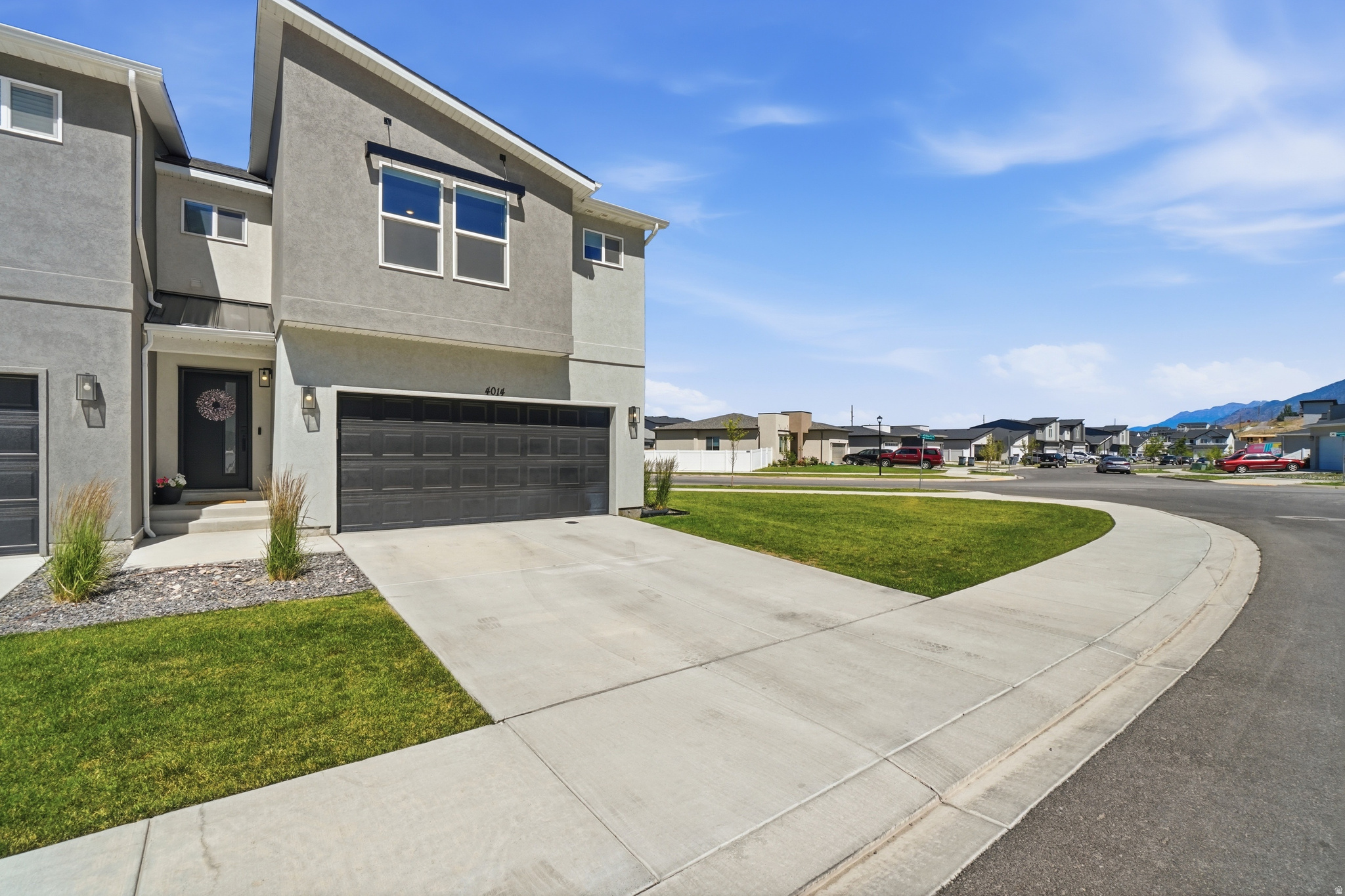 MAPLETON VILLAGE - Residential