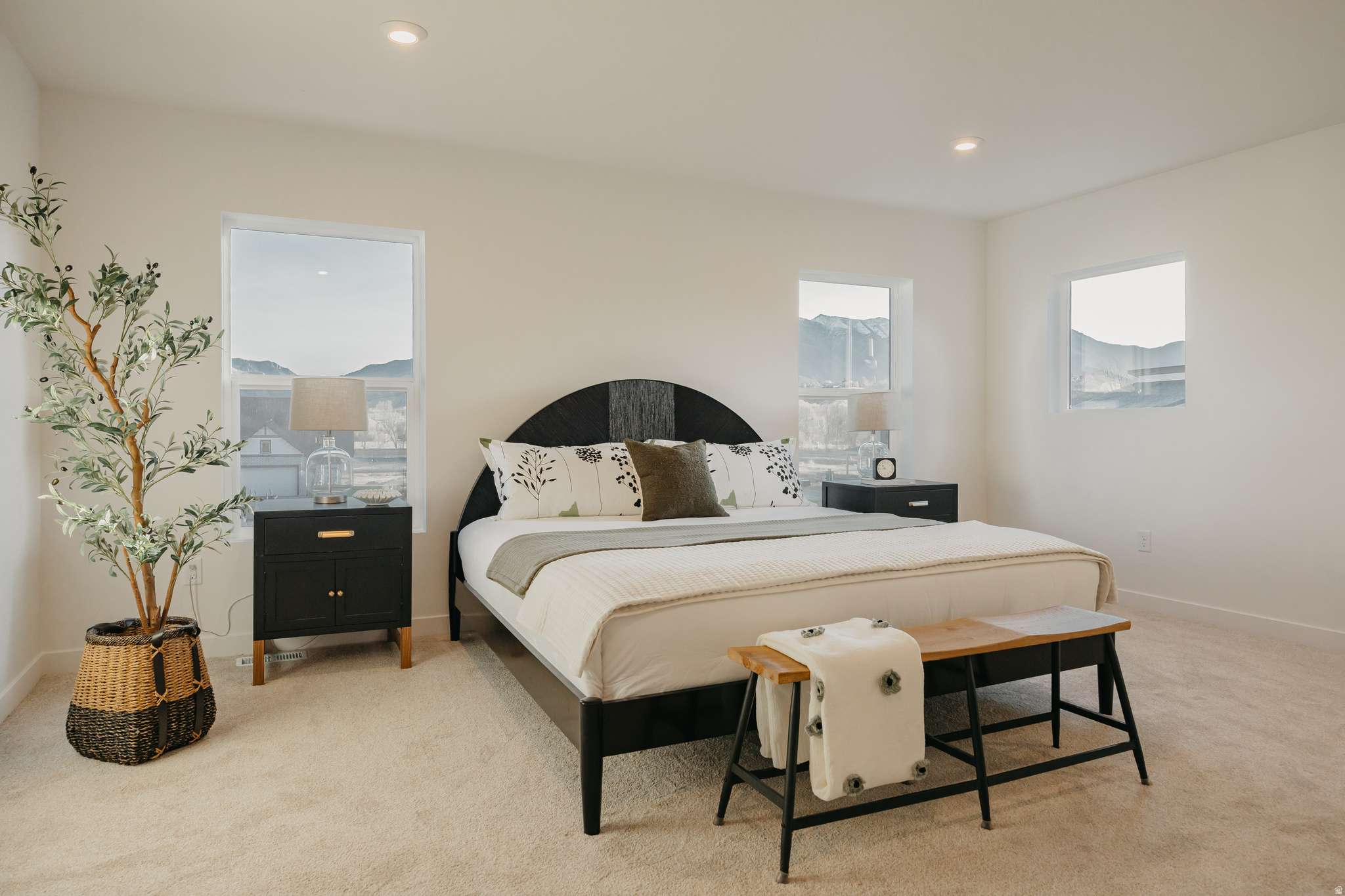 RIVERSIDE ESTATES - Residential