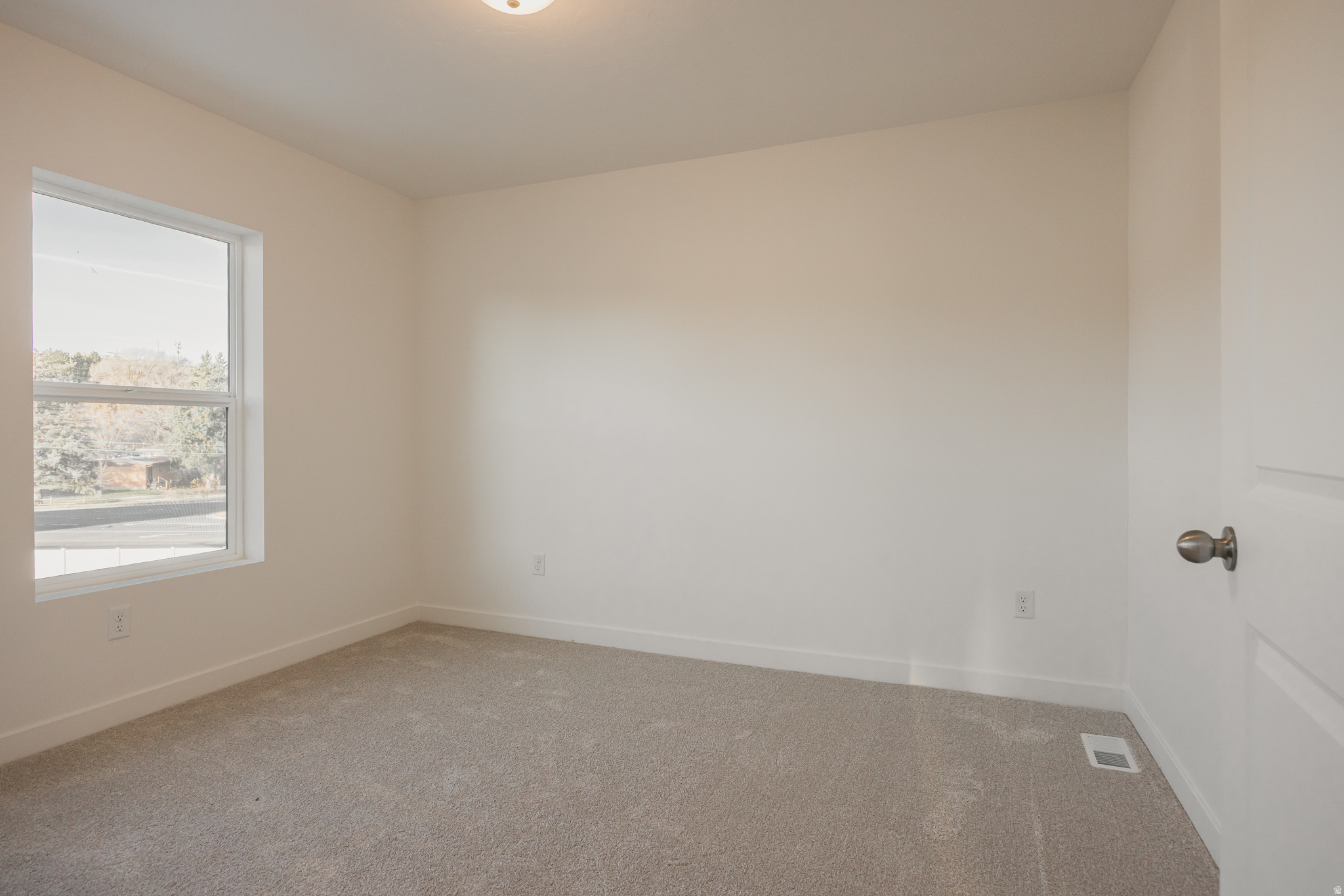 RIVERSIDE ESTATES - Residential