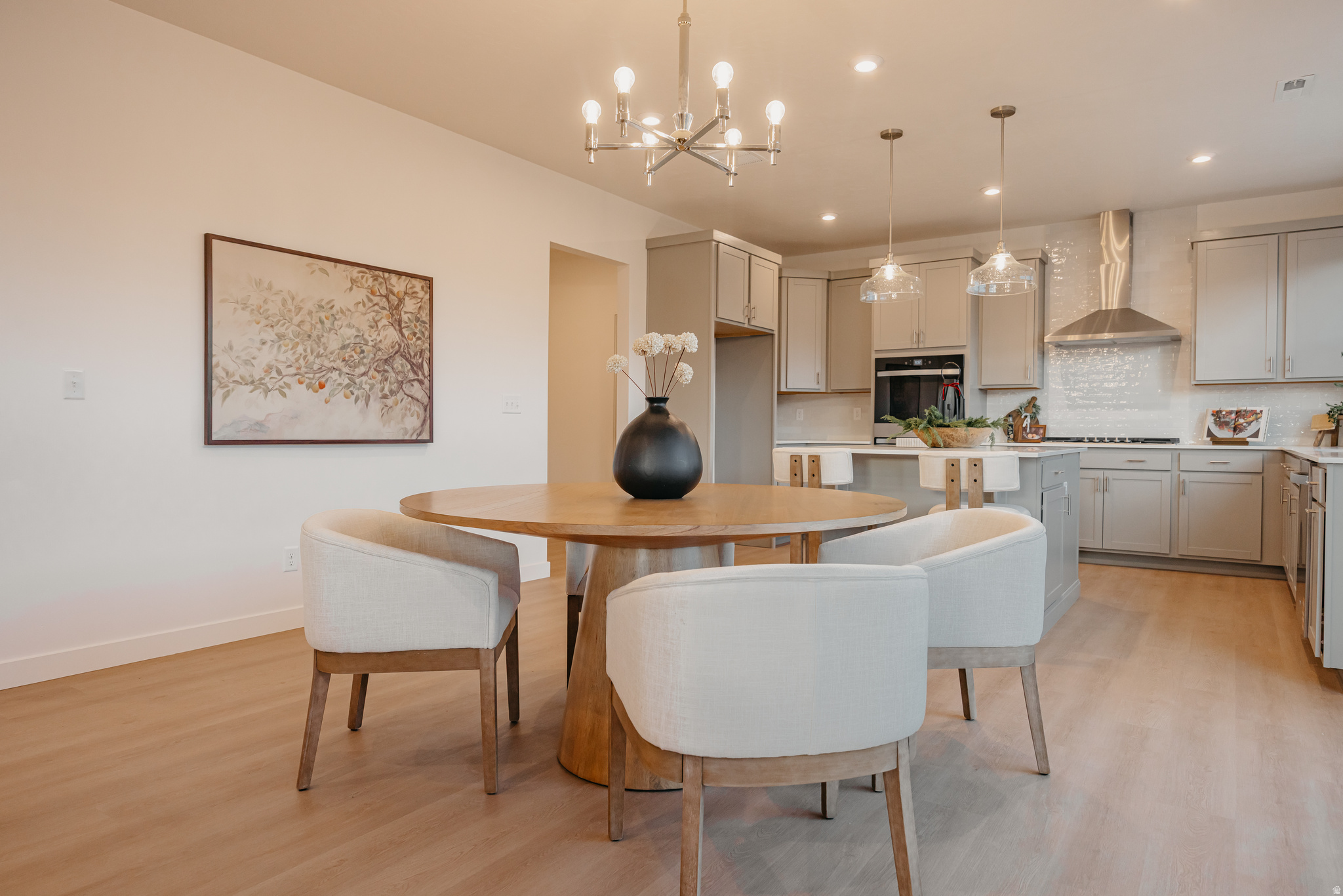 RIVERSIDE ESTATES - Residential