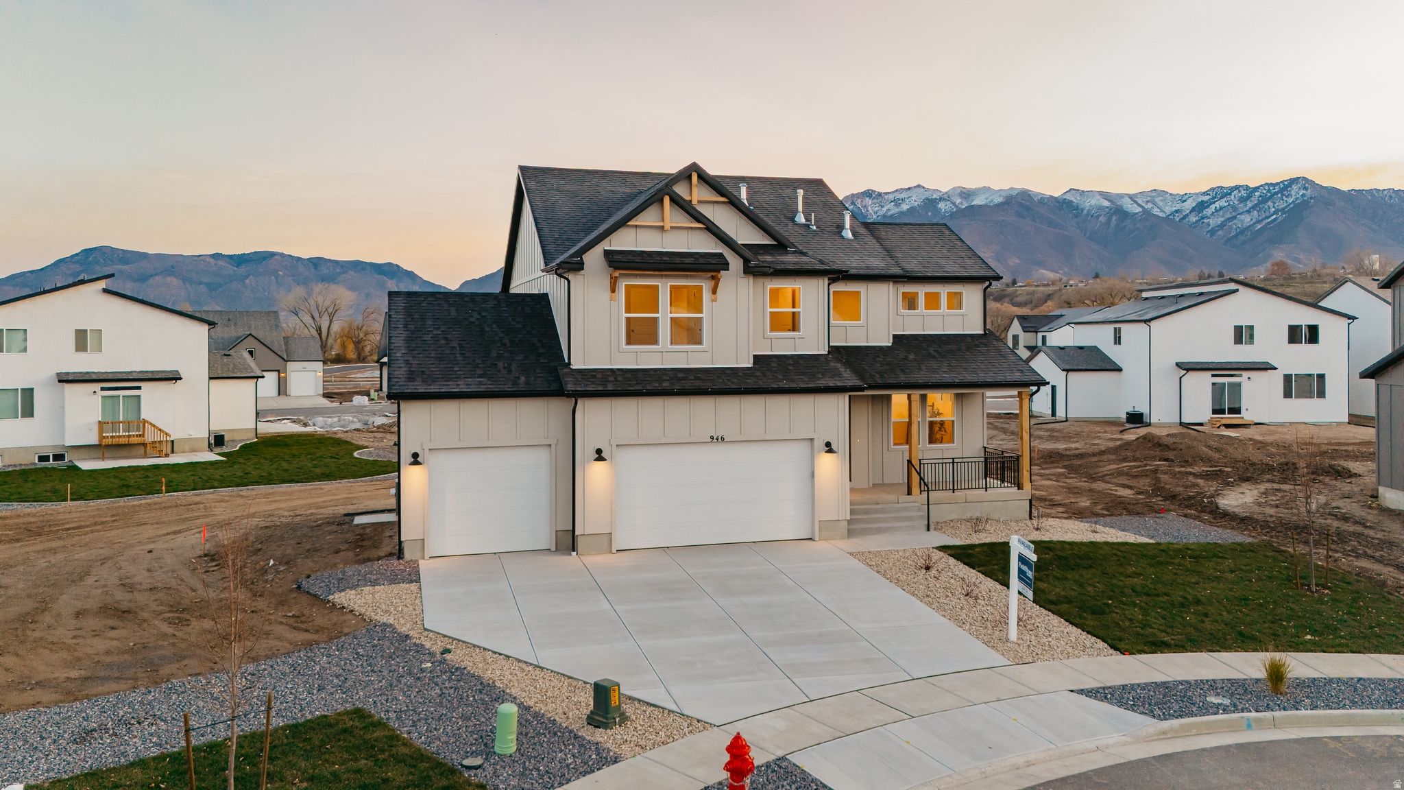 RIVERSIDE ESTATES - Residential