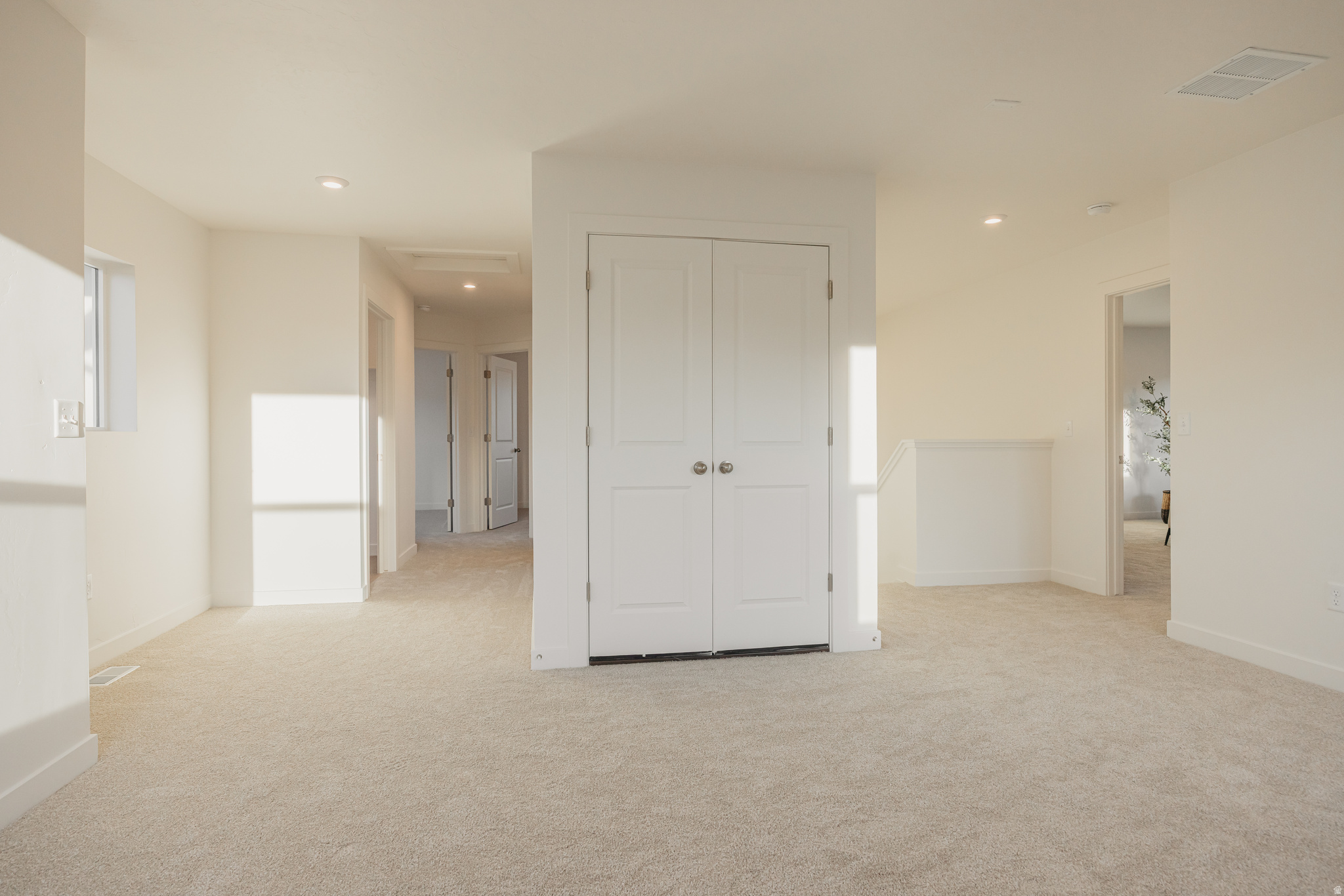 RIVERSIDE ESTATES - Residential