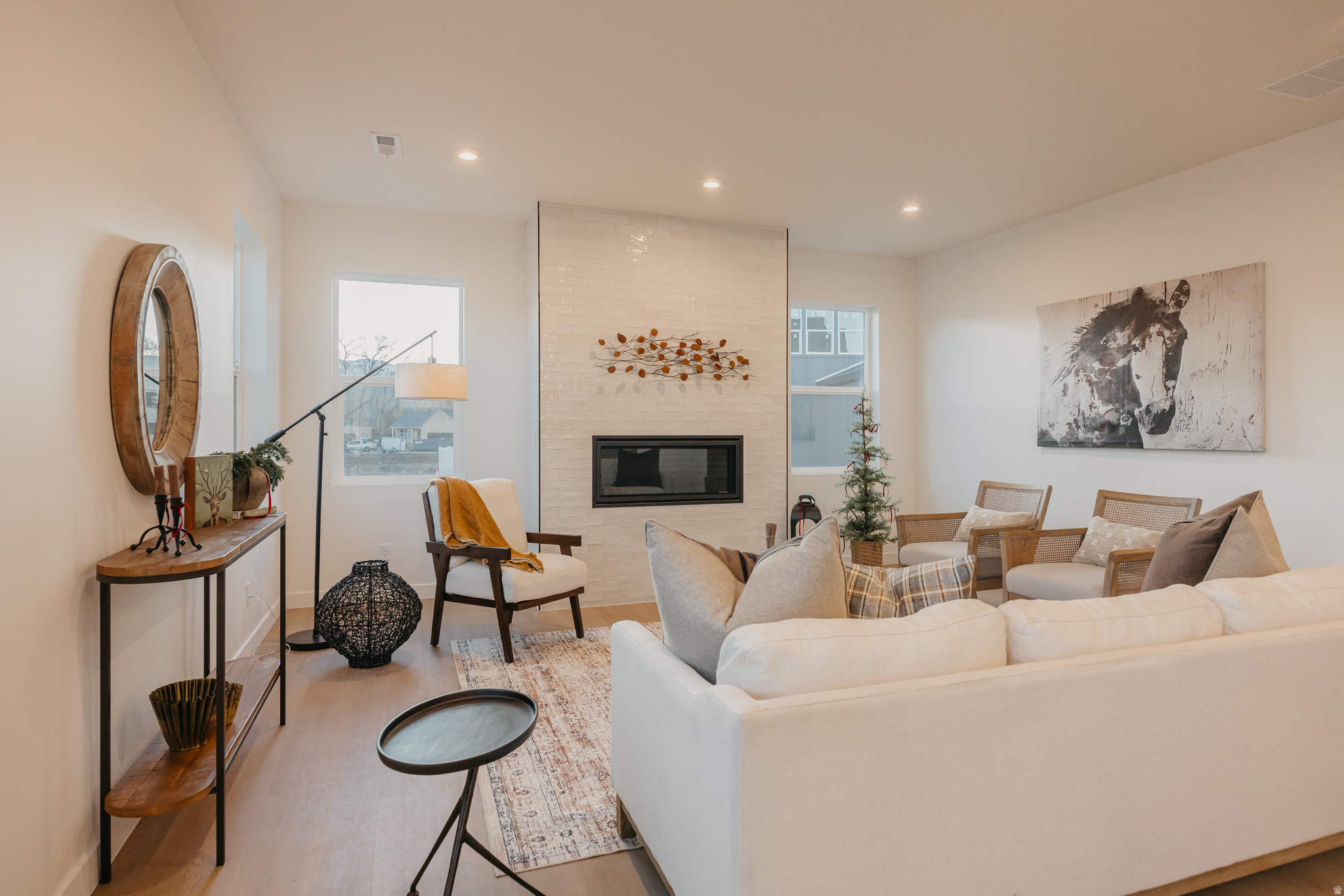 RIVERSIDE ESTATES - Residential