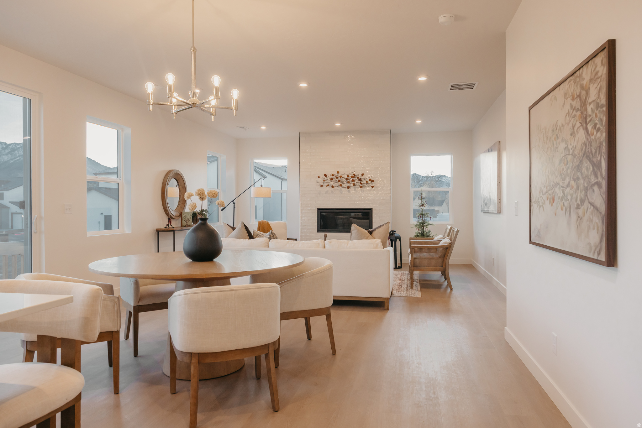 RIVERSIDE ESTATES - Residential