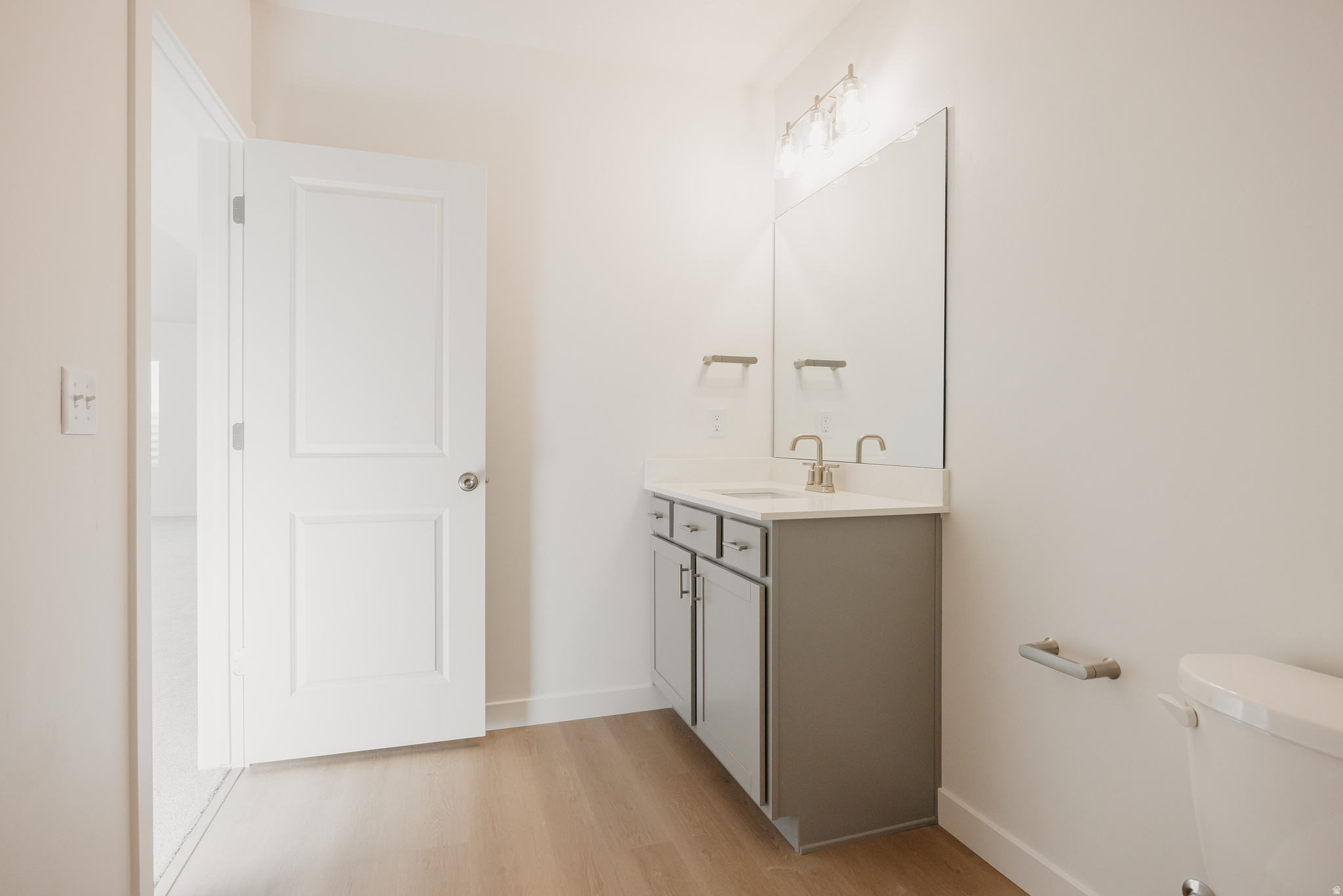 RIVERSIDE ESTATES - Residential