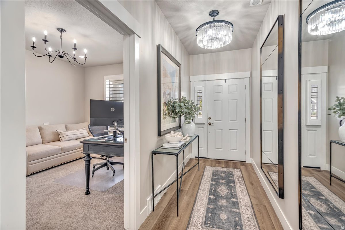 LAKEVIEW - Residential