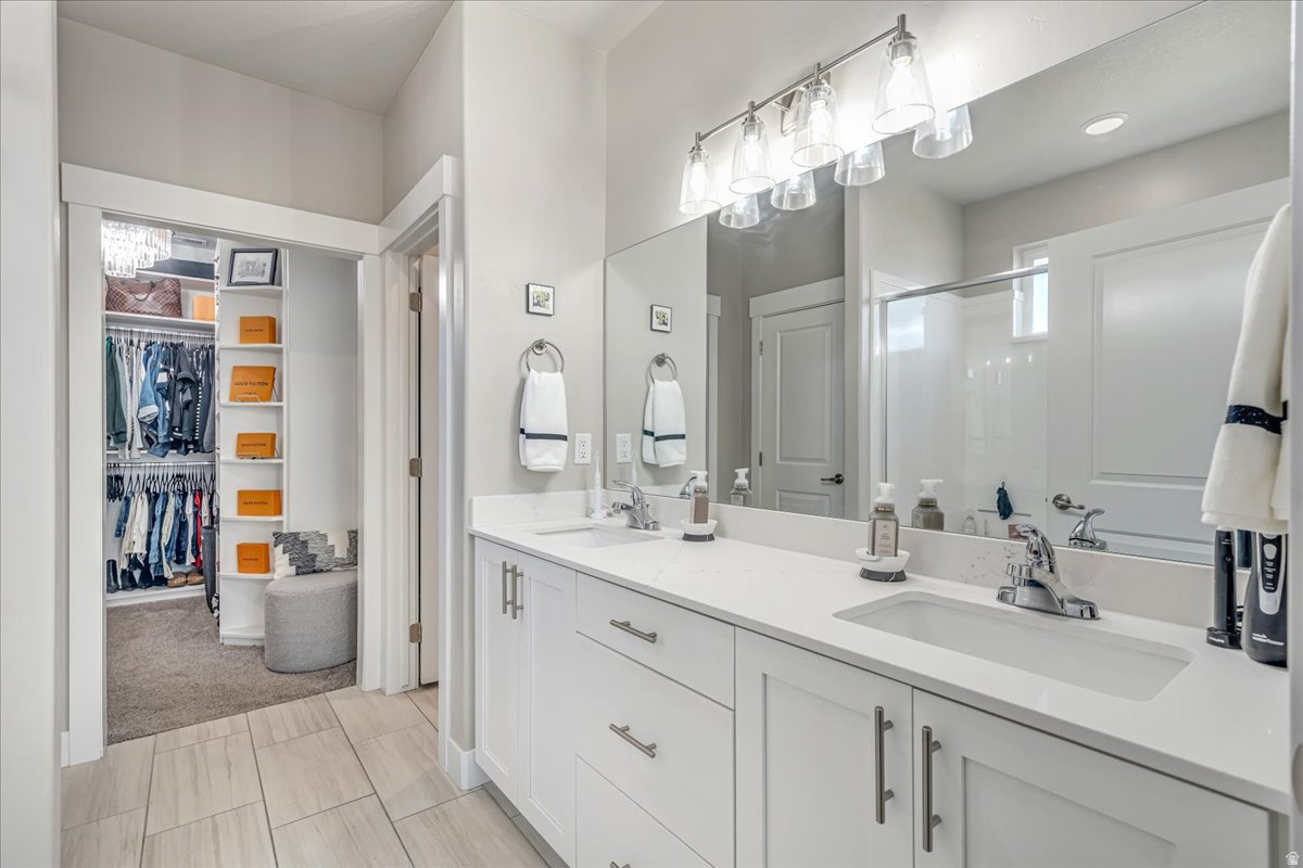 LAKEVIEW - Residential