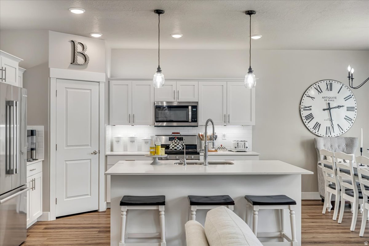 LAKEVIEW - Residential