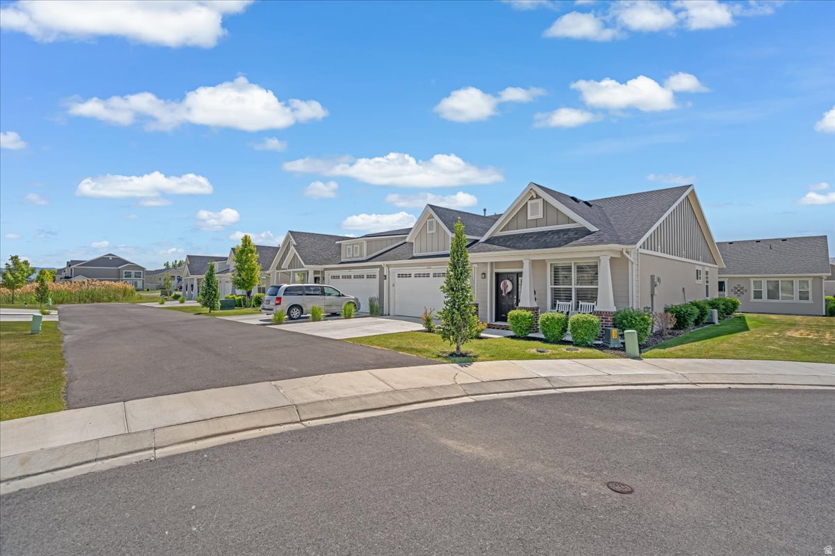 LAKEVIEW - Residential