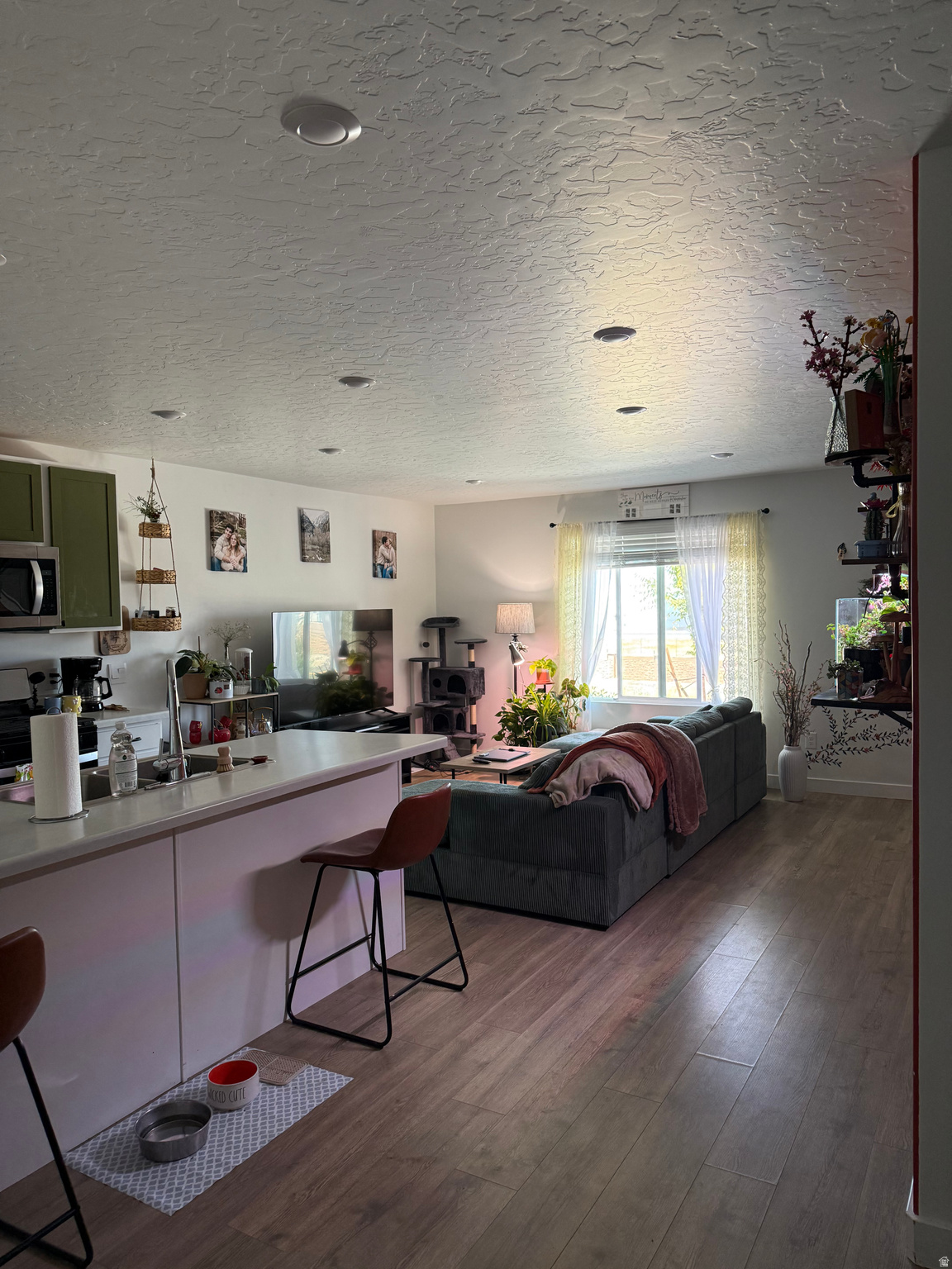 WESTERN ACRES - Residential