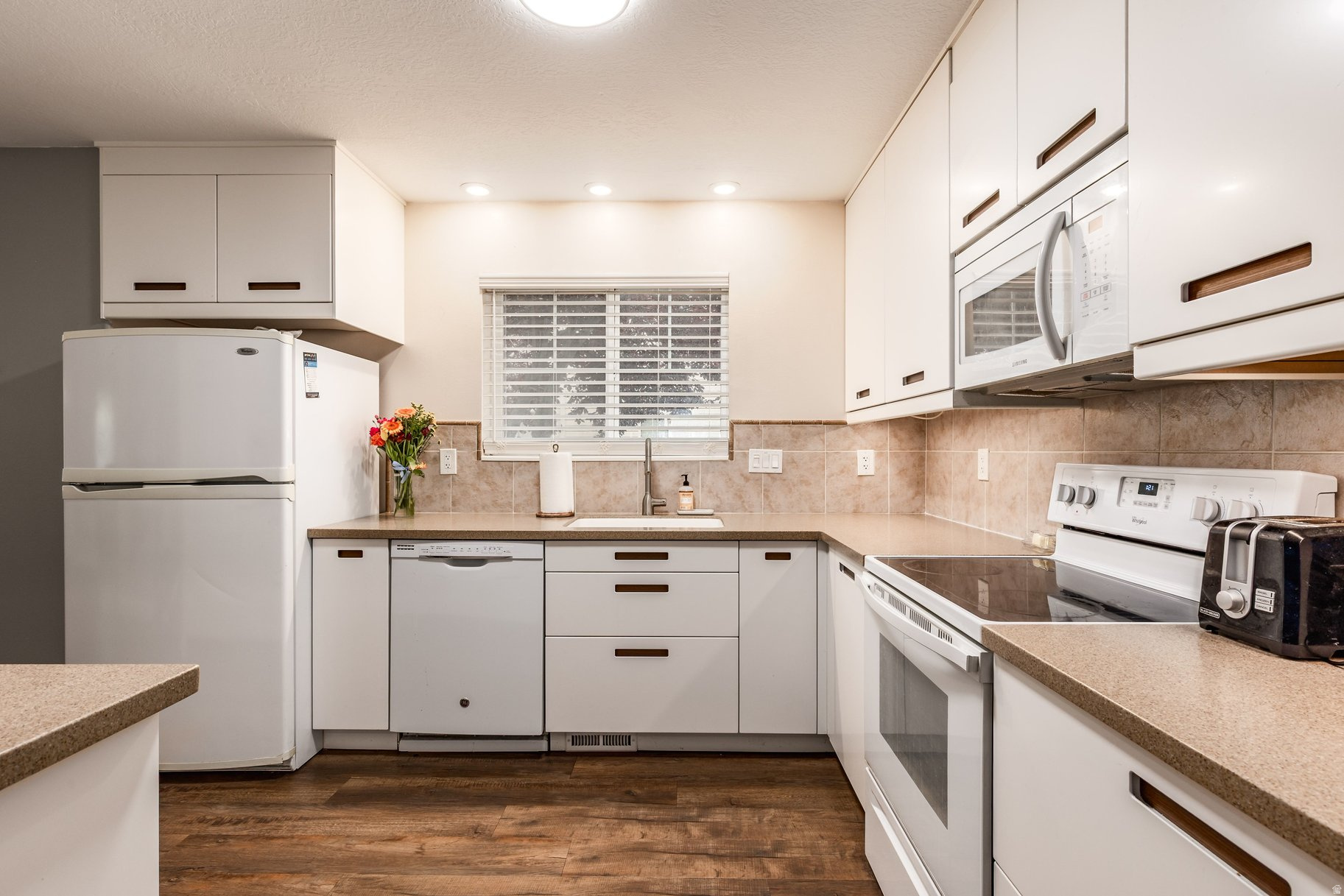 HERITAGE COURT PUD - Residential