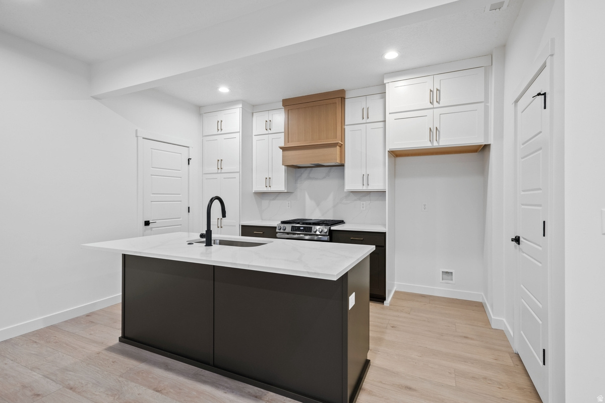 DAYBREAK - Residential