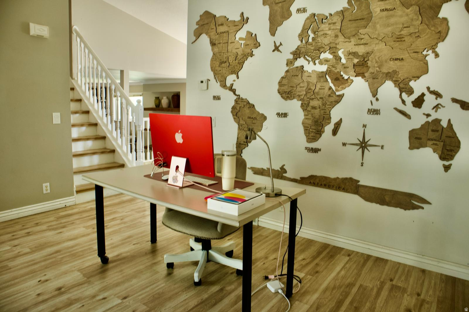 WINDSOR MEADOWS - Residential