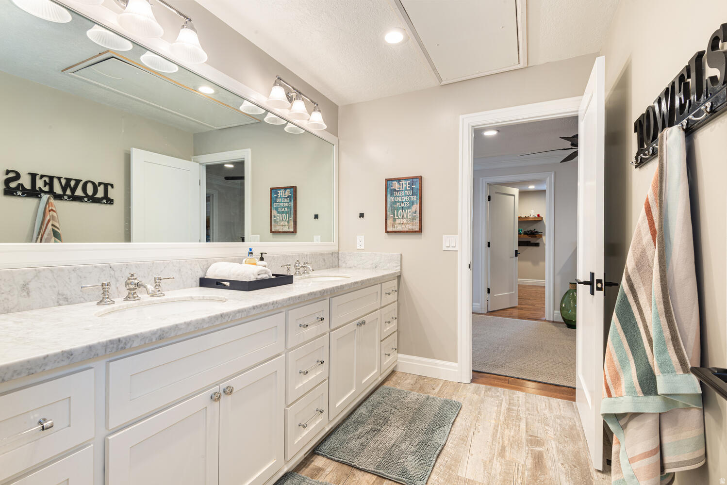 WILLOWCREEK - Residential