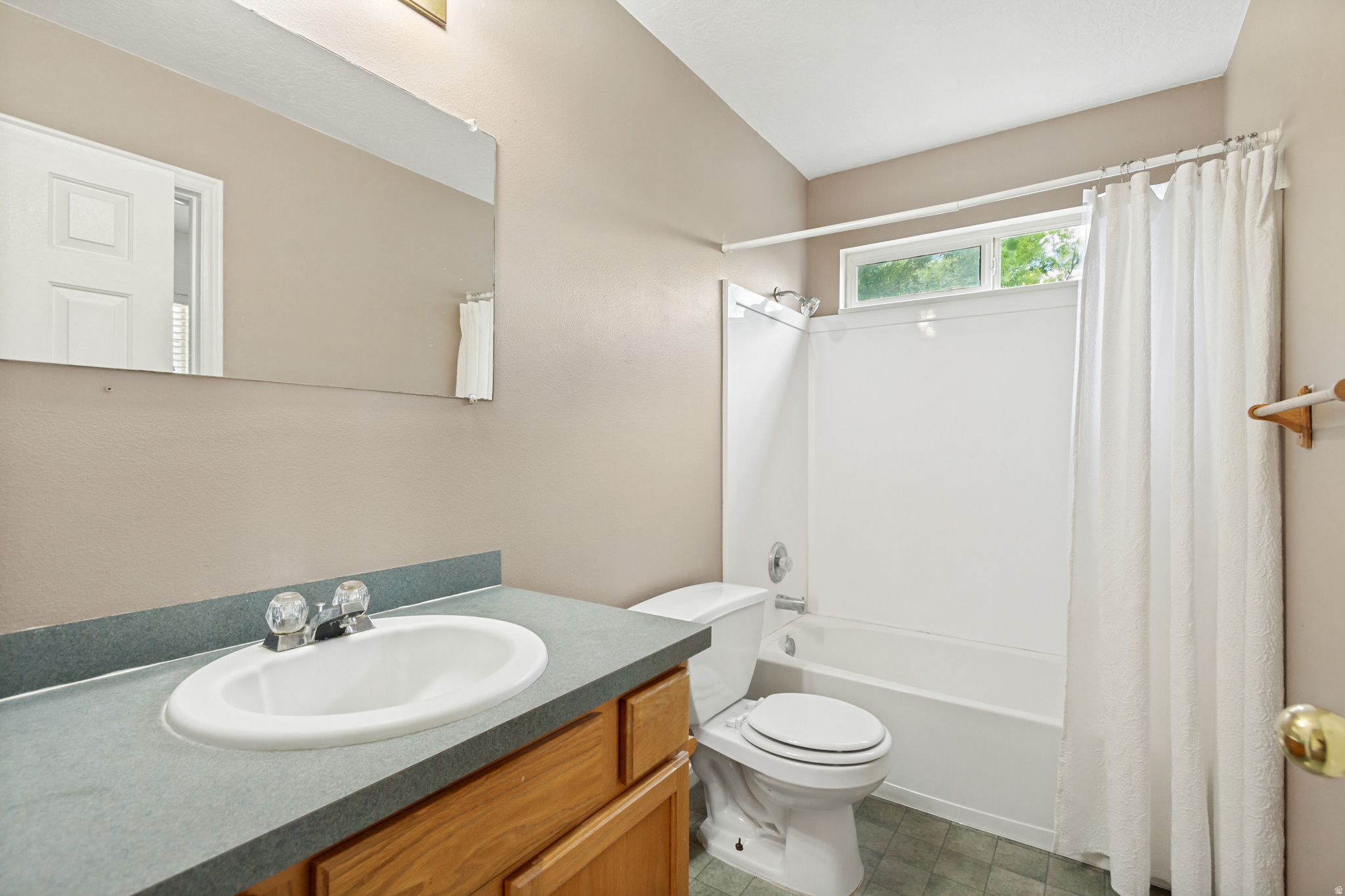 ABSALOM COURT AMENDED - Residential