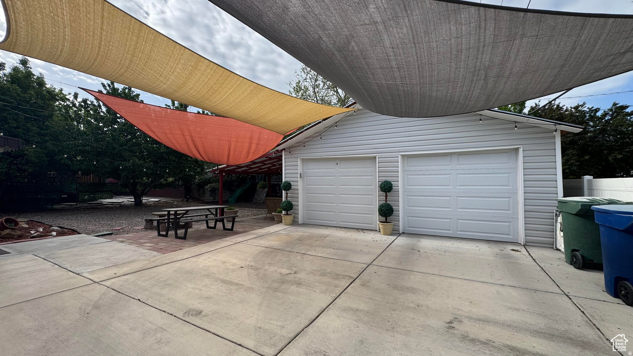 ROSSLYN HEIGHTS - Residential