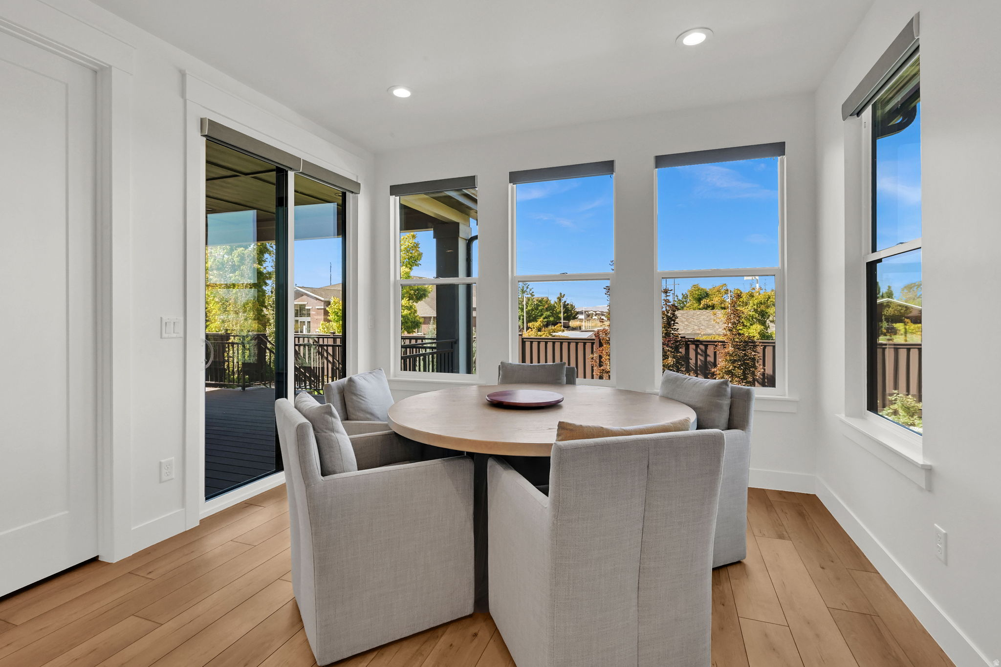 CHESTNUT FARMS - Residential