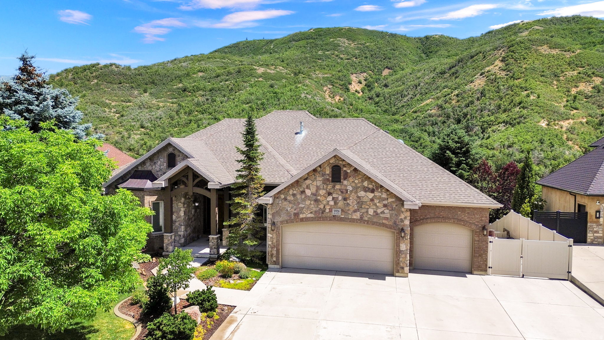 CORNER CANYON VISTA SUBDIVISION - Residential