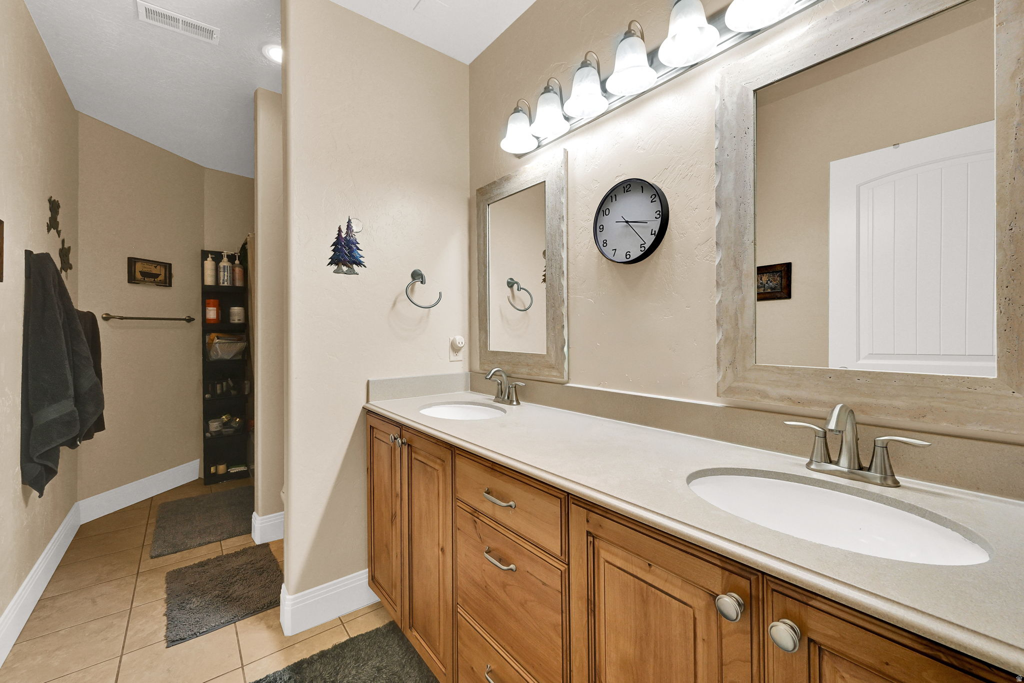 CORNER CANYON VISTA SUBDIVISION - Residential