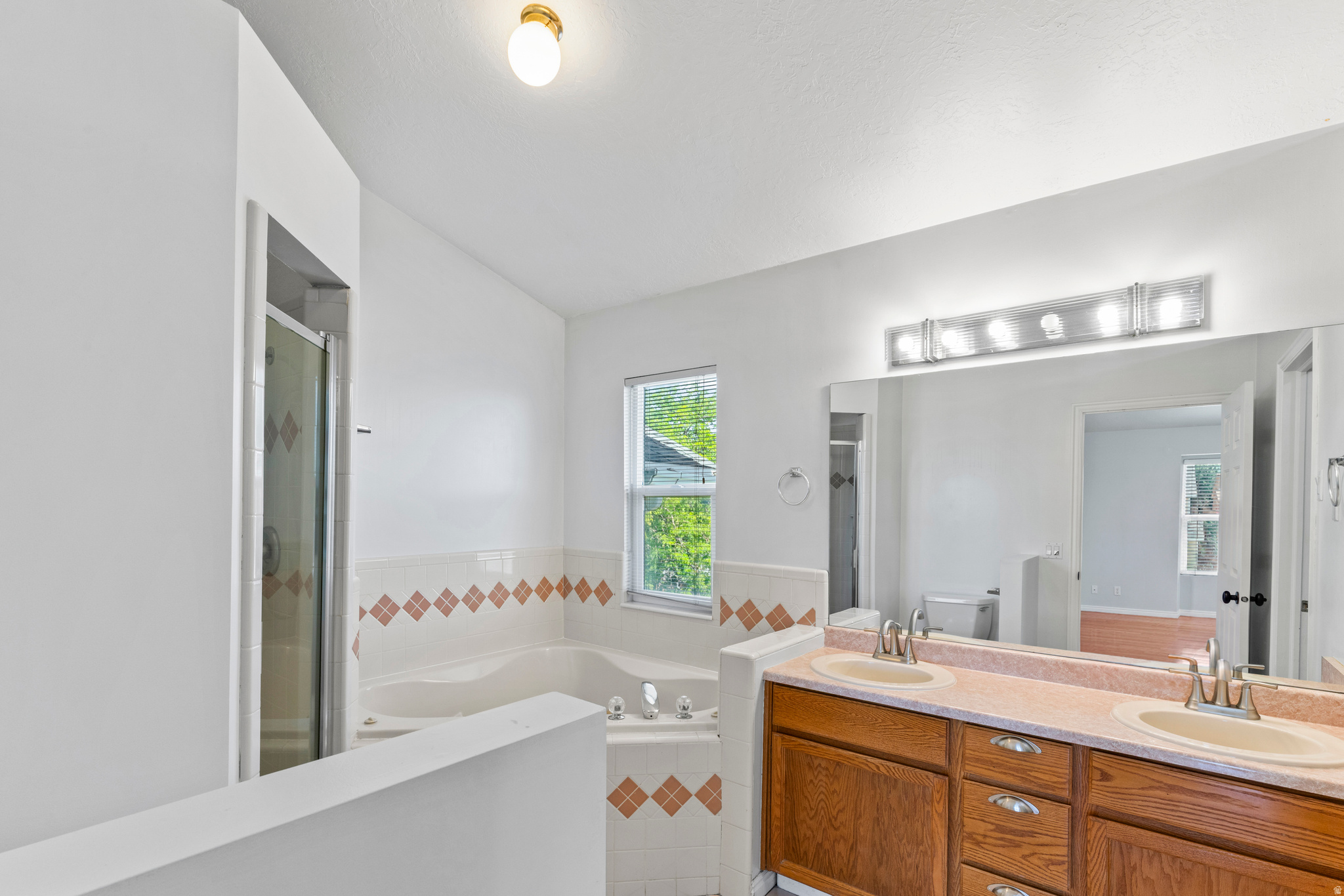 SUMMERWOOD ESTATES - Residential