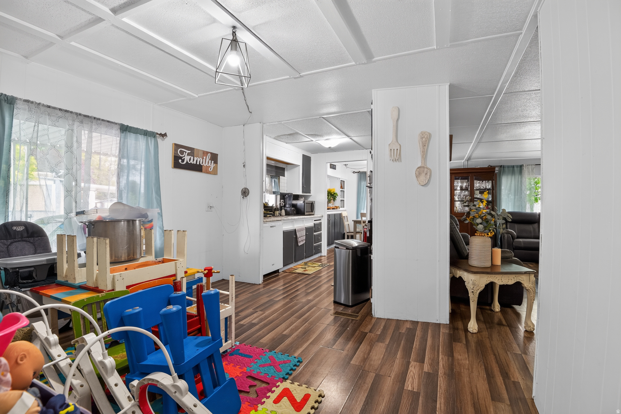 MAJESTIC MEADOWS - Residential