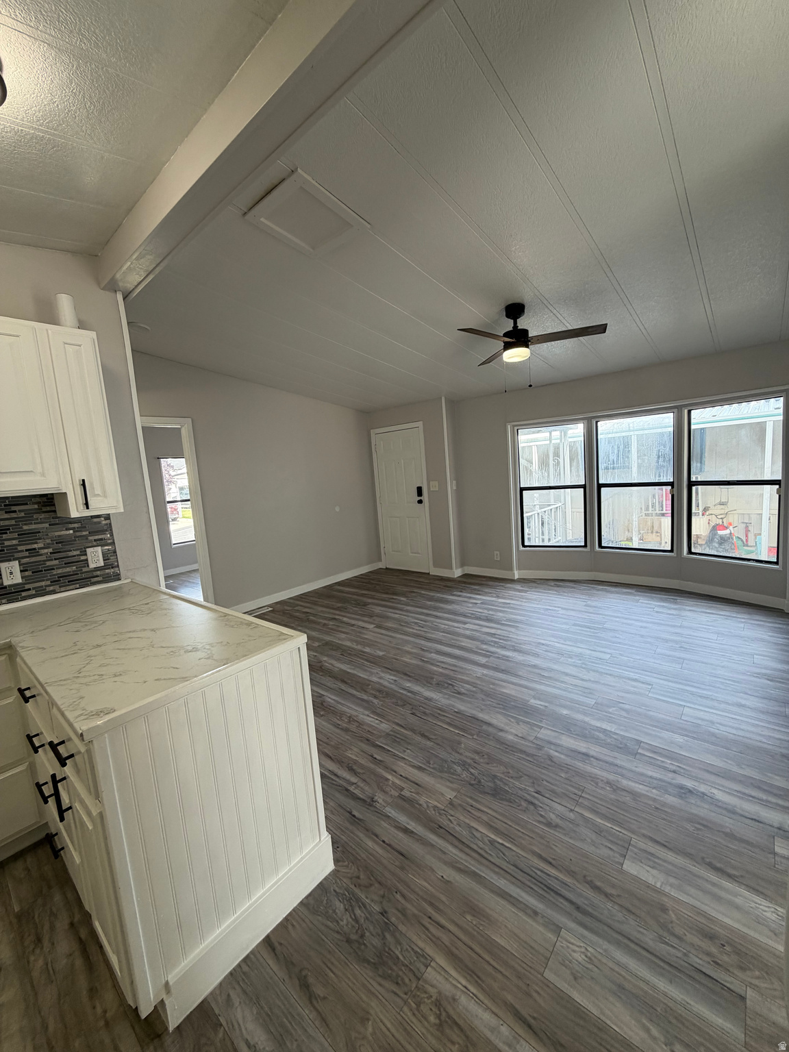 MAJESTIC OAKS MOBILE HOME PARK - Residential