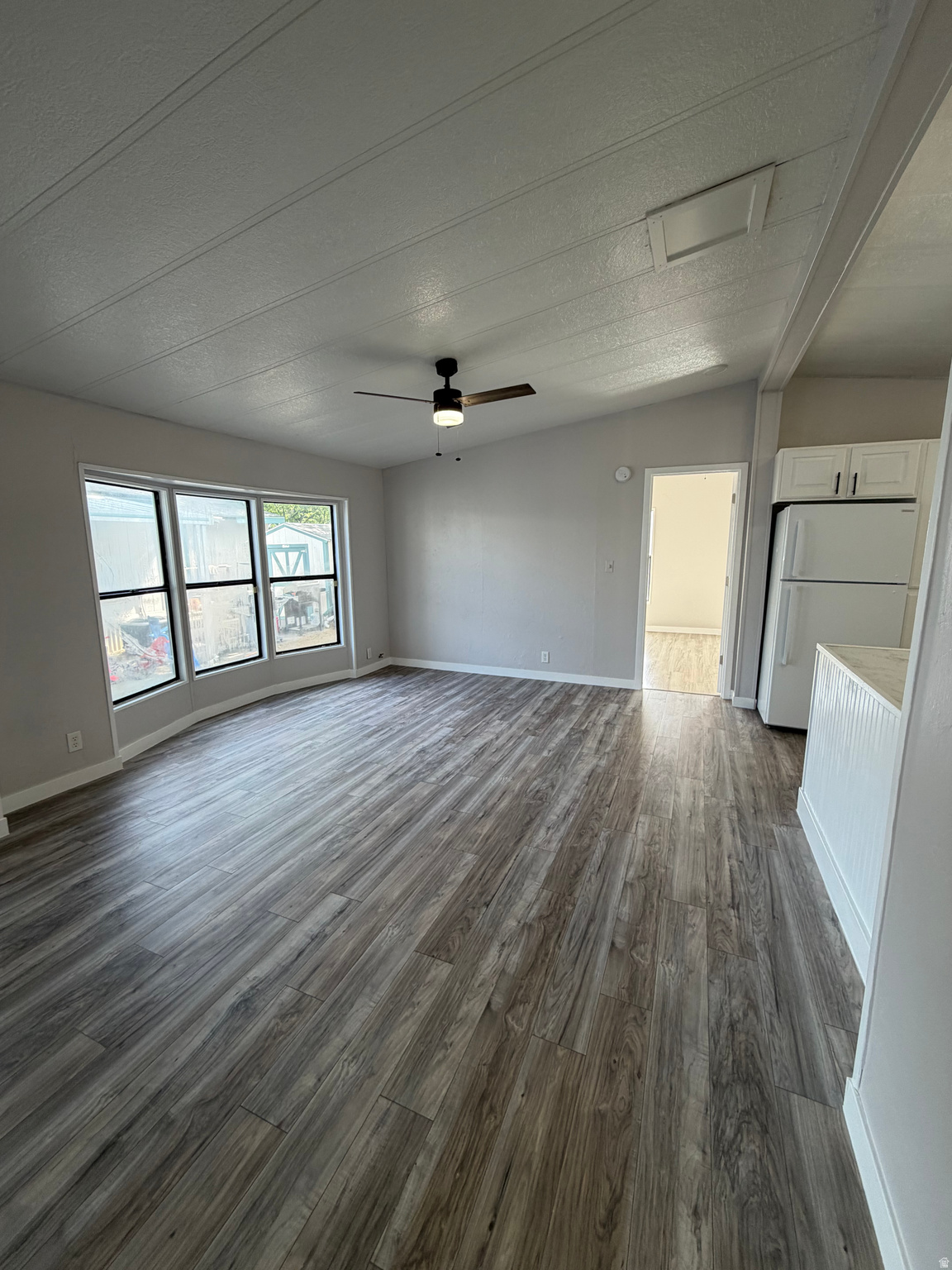 MAJESTIC OAKS MOBILE HOME PARK - Residential