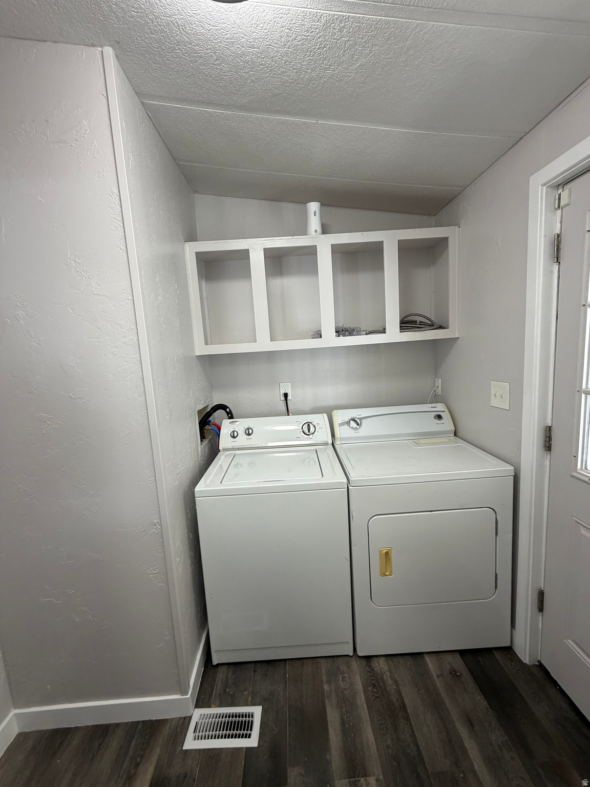 MAJESTIC OAKS MOBILE HOME PARK - Residential