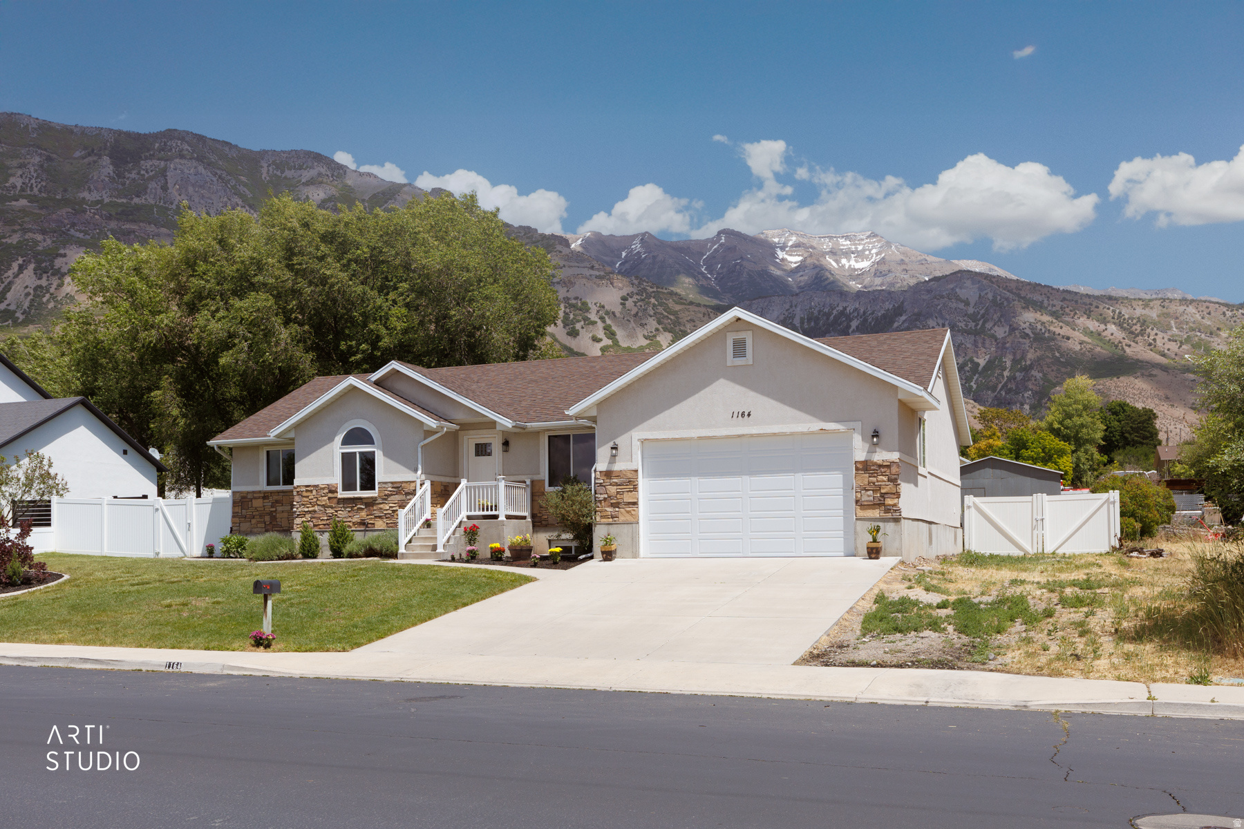 WALNUT GROVE - Residential