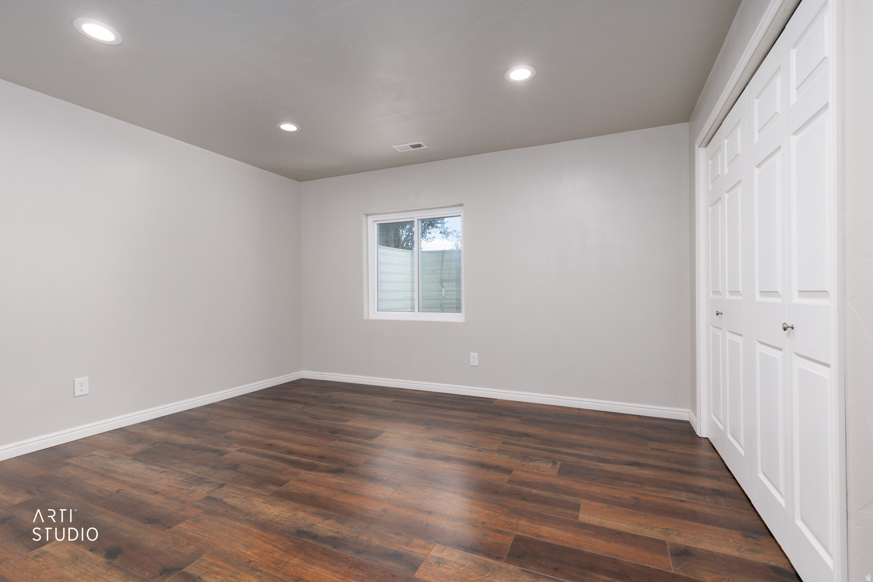 WALNUT GROVE - Residential