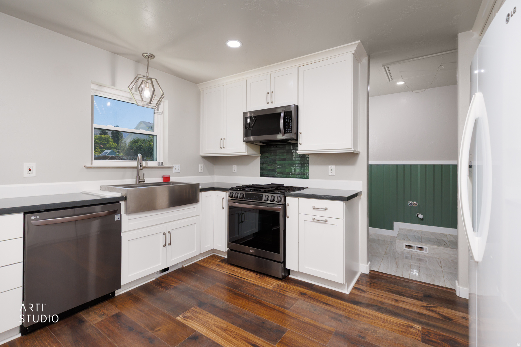 WALNUT GROVE - Residential