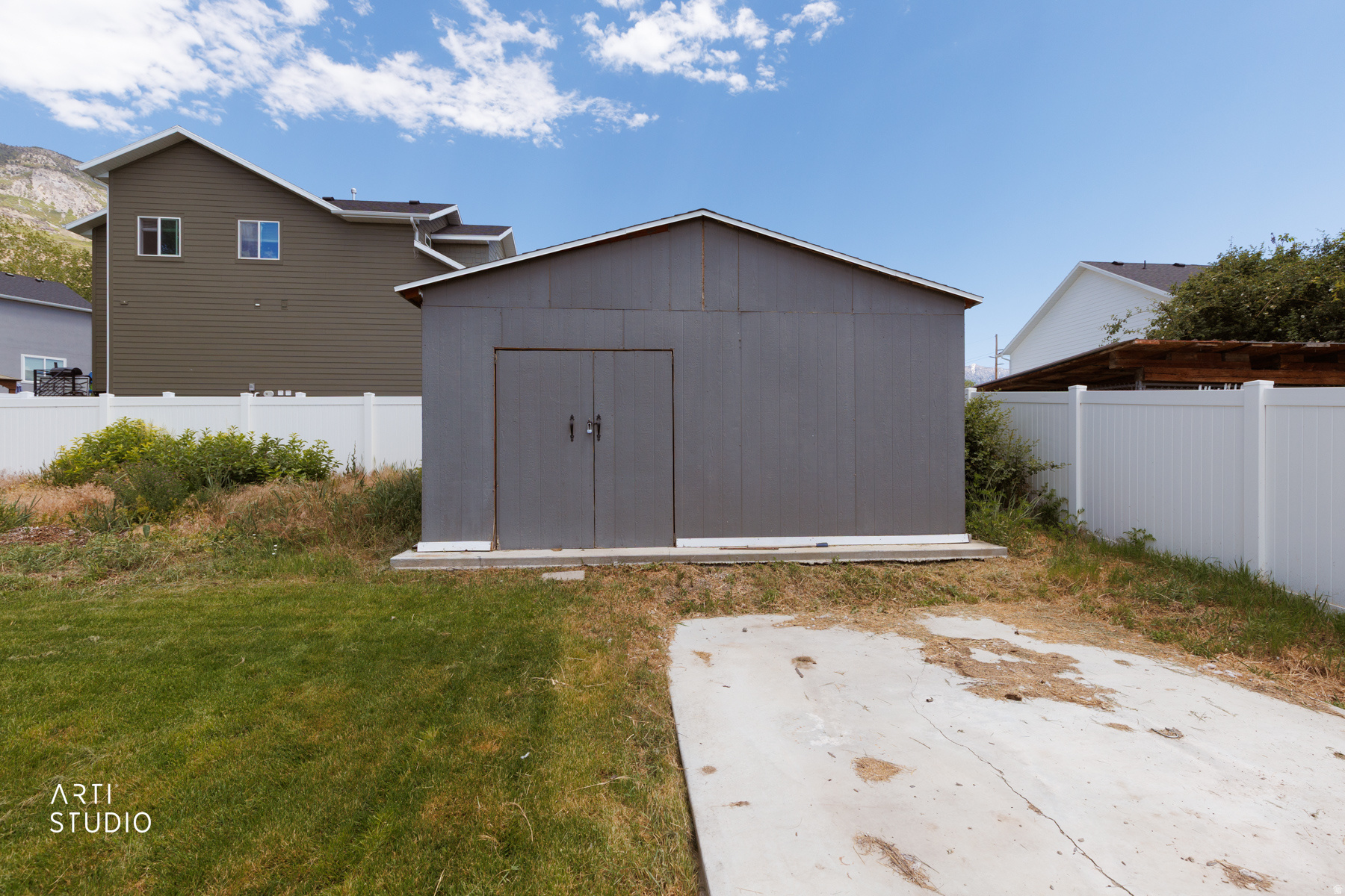 WALNUT GROVE - Residential