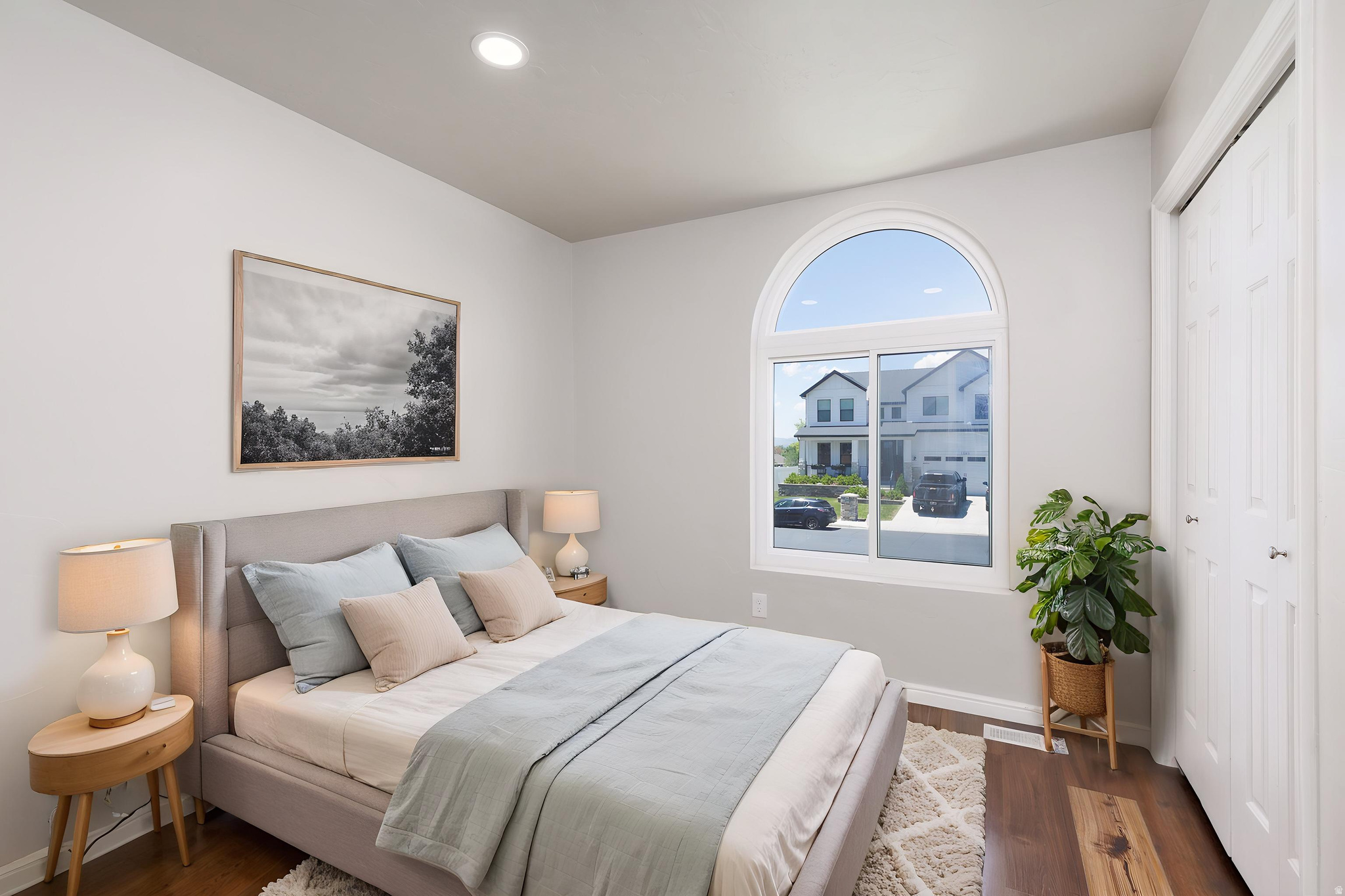 WALNUT GROVE - Residential