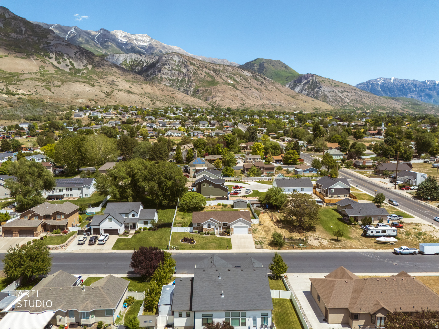 WALNUT GROVE - Residential