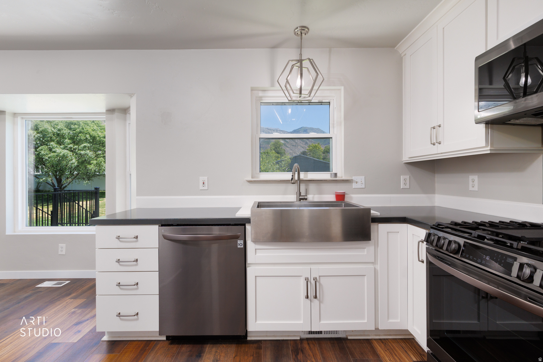WALNUT GROVE - Residential