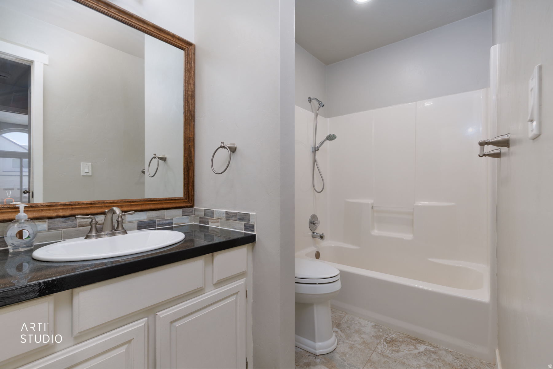 WALNUT GROVE - Residential