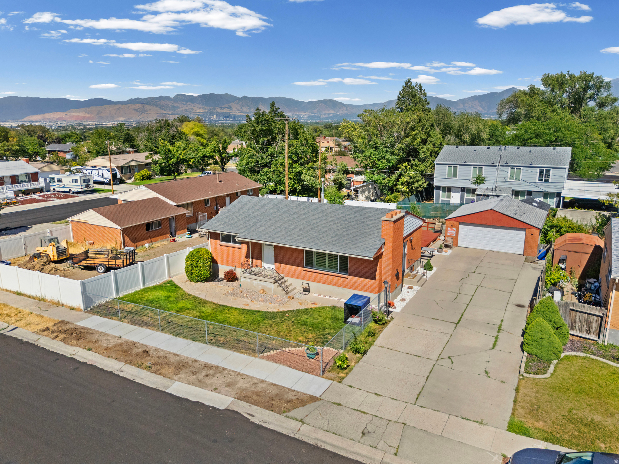 AMANDA ACRES - Residential