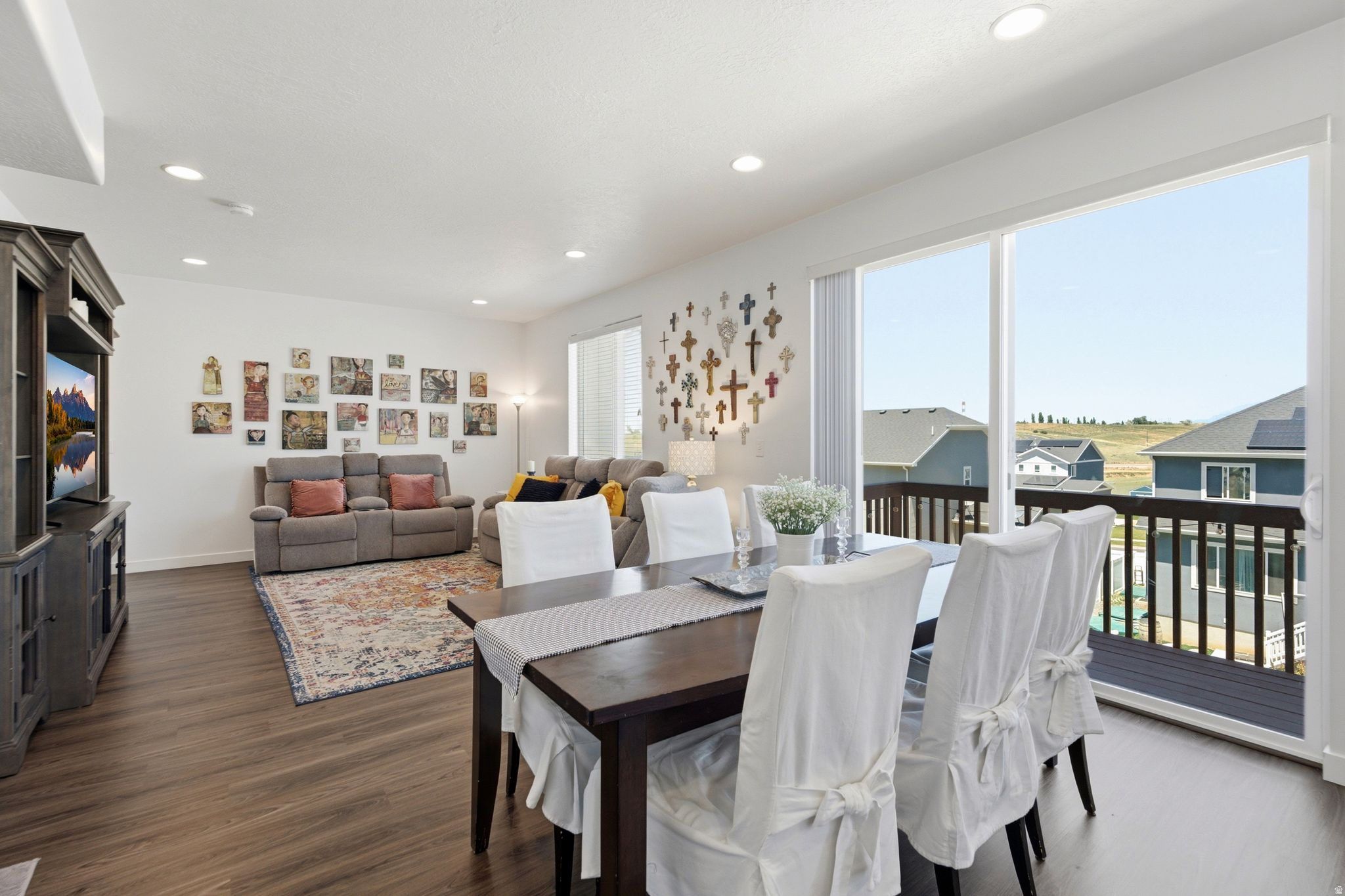 VISTAS AT EASTGATE - Residential