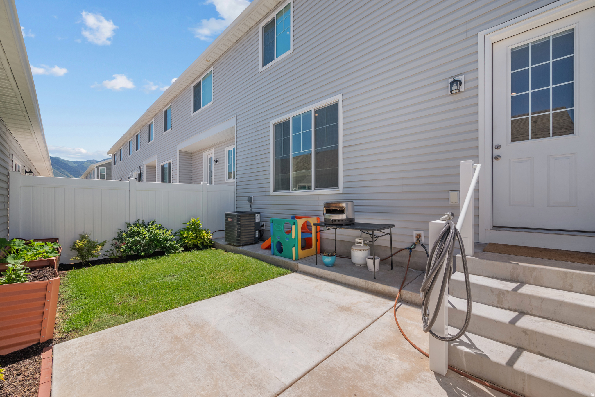 SALEM PARK - Residential
