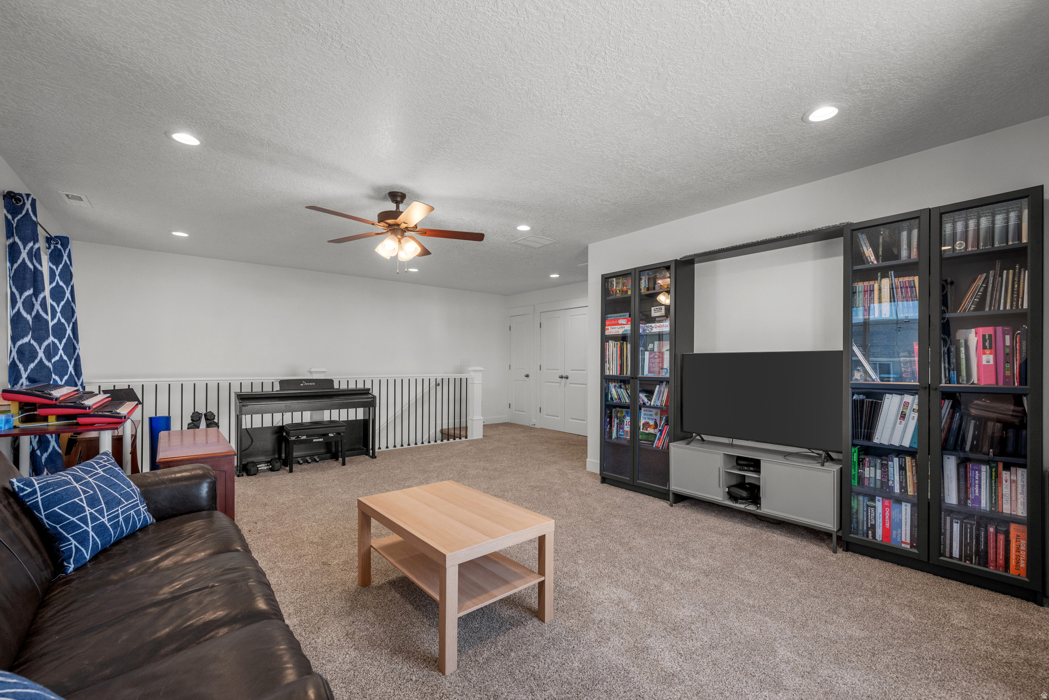 SALEM PARK - Residential