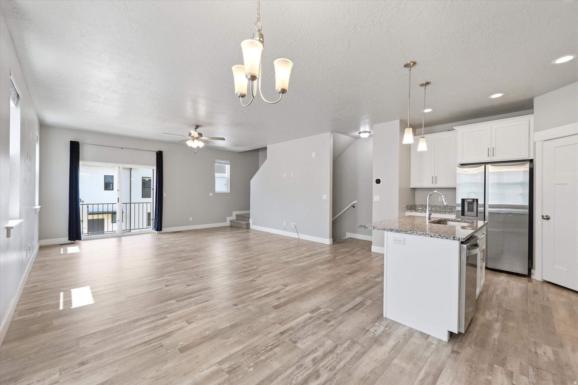 CREEKSIDE@ ARROWHEAD - Residential