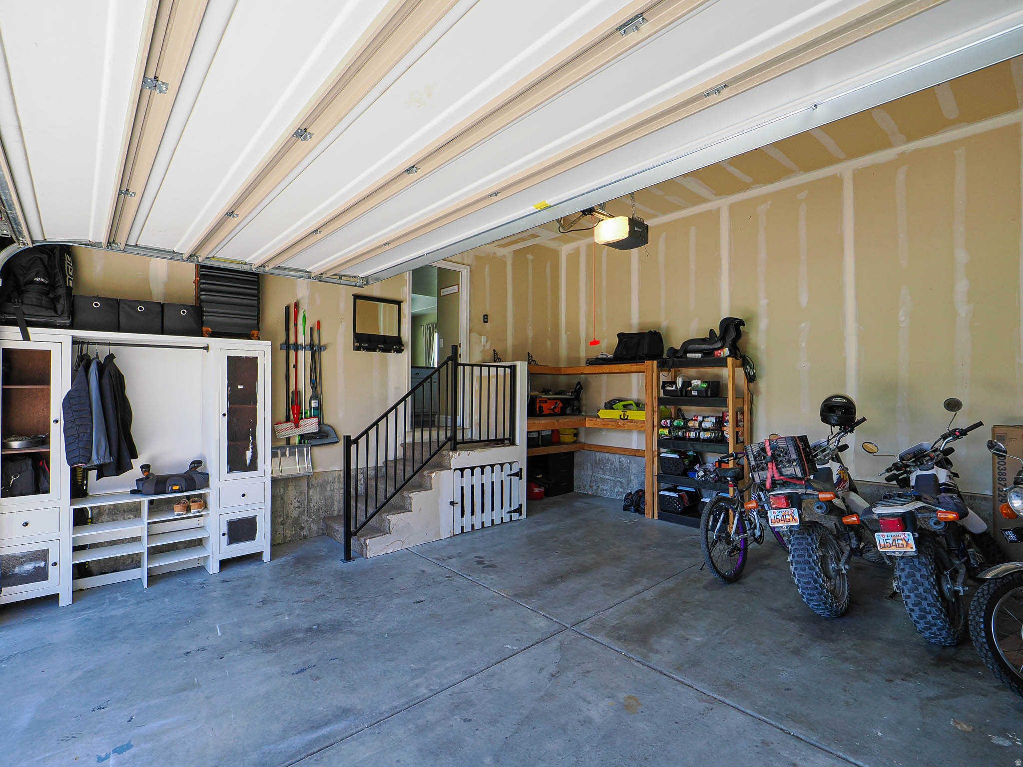 BRIDLEWALK PLACE - Residential