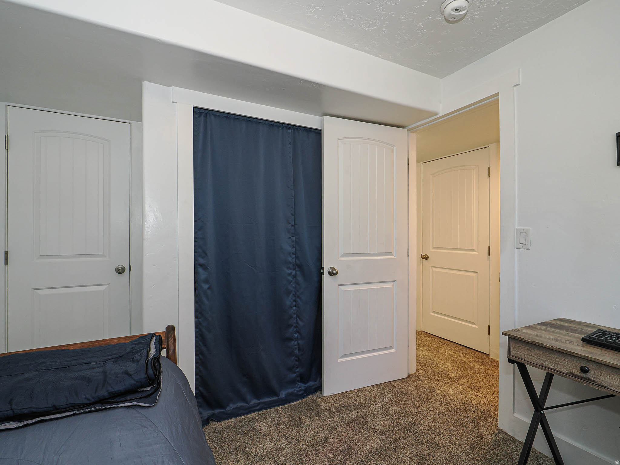 BRIDLEWALK PLACE - Residential