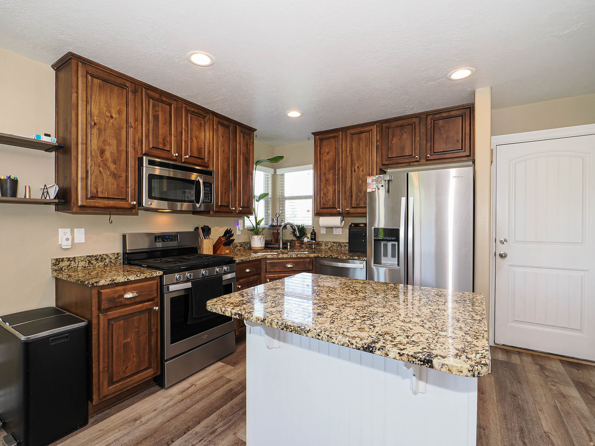 BRIDLEWALK PLACE - Residential