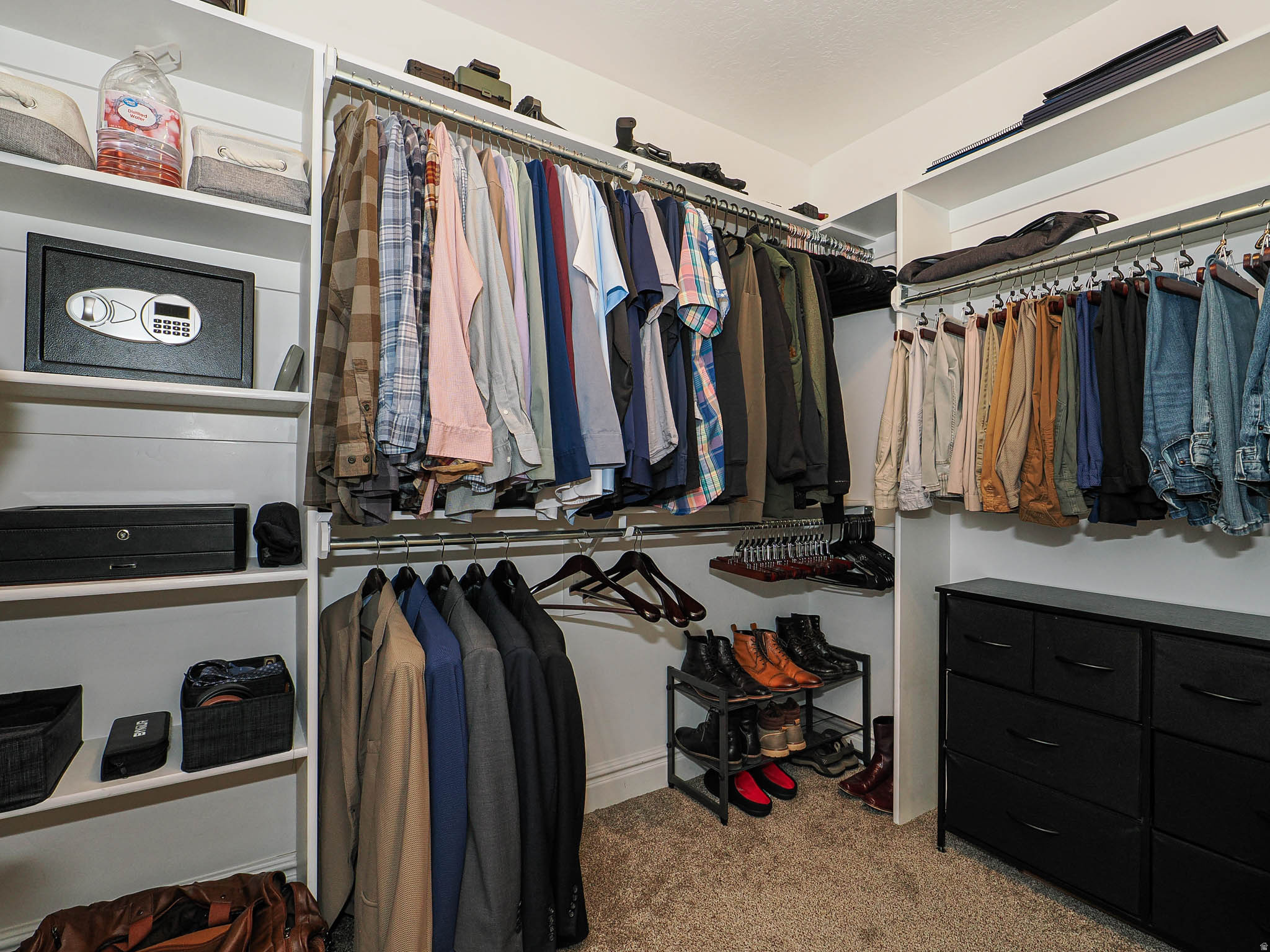 BRIDLEWALK PLACE - Residential