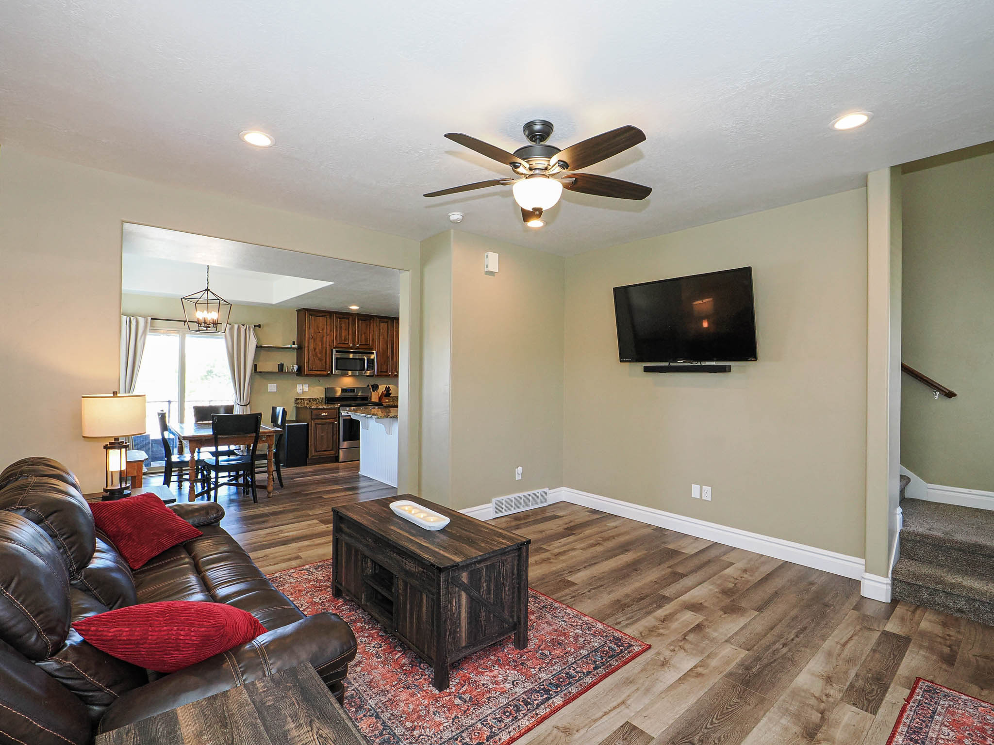 BRIDLEWALK PLACE - Residential
