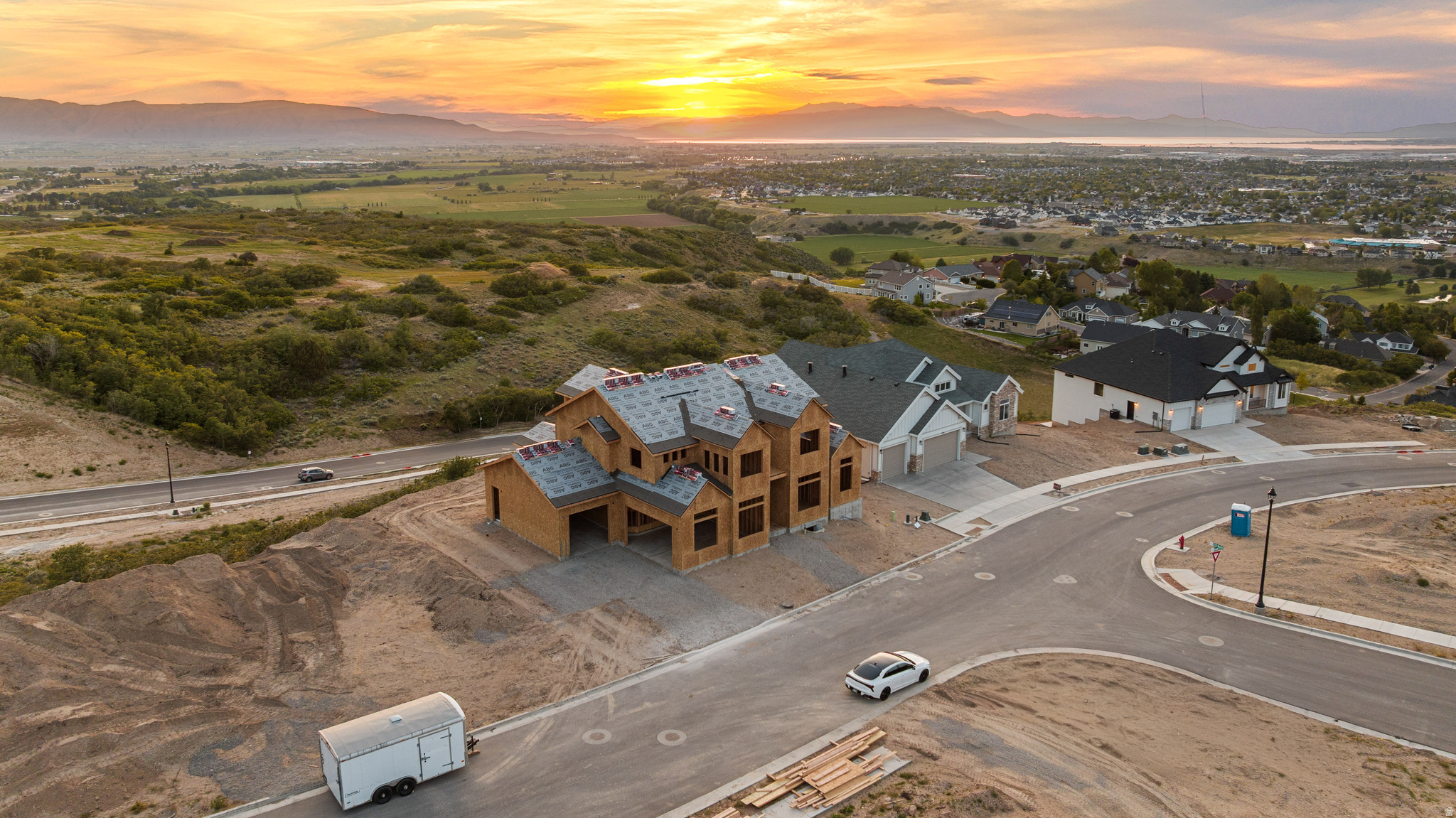 OAKRIDGE COVE - Residential