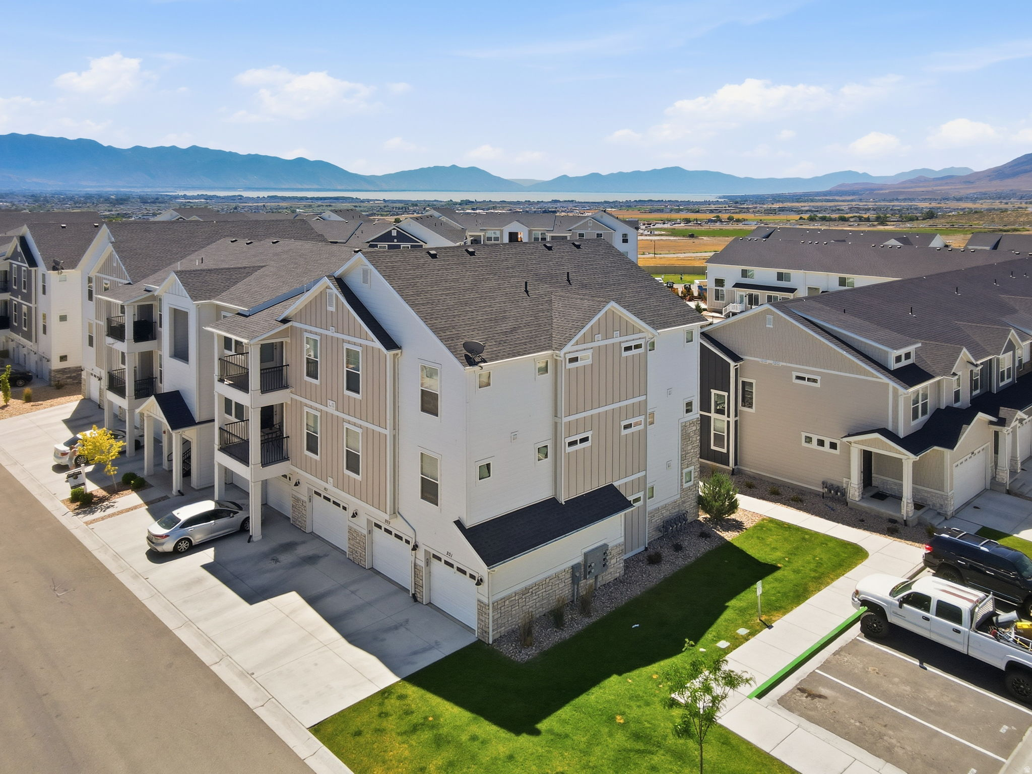 WILDFLOWER - Residential